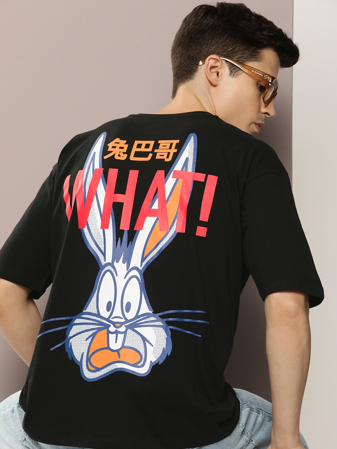 Kook N Keech Looney Tunes Printed Drop-Shoulder Sleeves Pure Cotton Oversize T-shirt, Black
Kook N Keech Looney Tunes Printed Drop-Shoulder Sleeves Pure Cotton Oversize T-shirt, Black