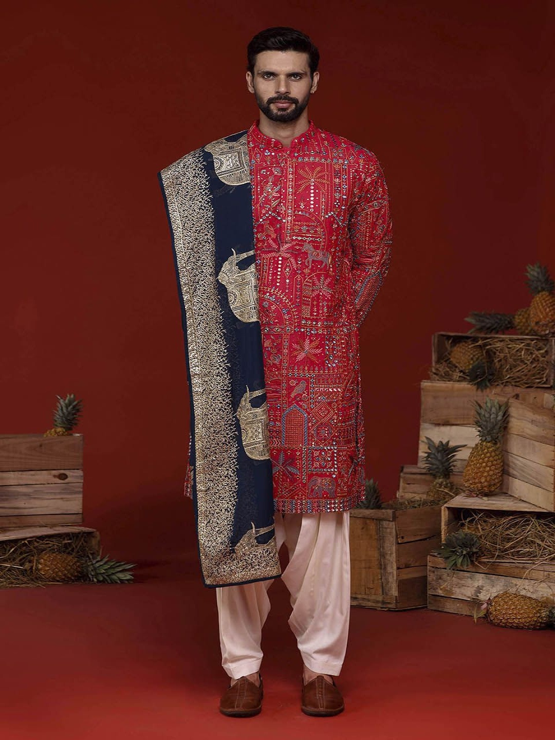 KALPRAAG Men Ethnic Motifs Embroidered Regular Sequinned Kurta with Patiala & With Dupatta, Pink
KALPRAAG Men Ethnic Motifs Embroidered Regular Sequinned Kurta with Patiala & With Dupatta, Pink