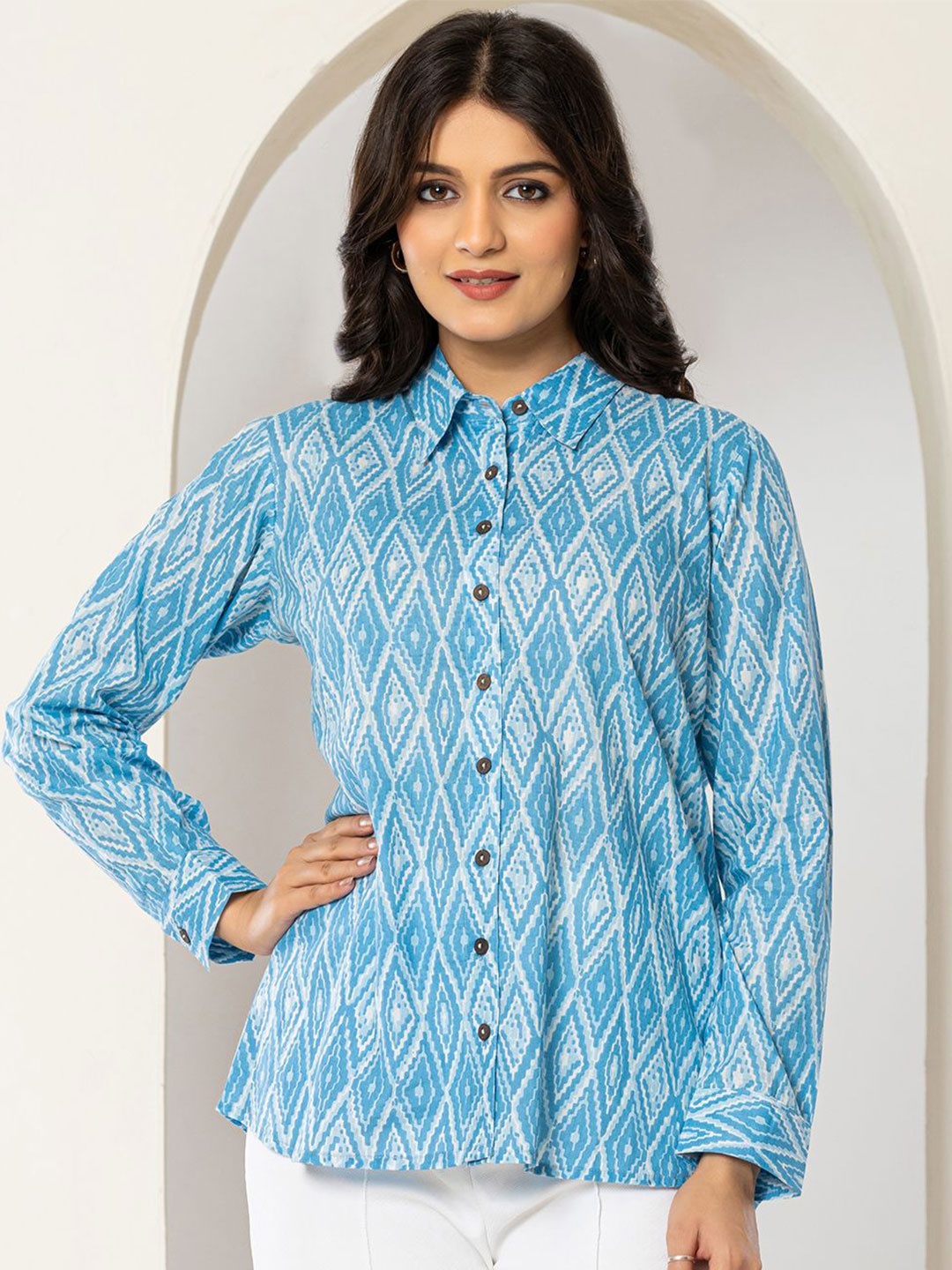 Eco Clothing Women Classic Relaxed Fit Spread Collar Geometric Printed Cotton Casual Shirt, Blue
Eco Clothing Women Classic Relaxed Fit Spread Collar Geometric Printed Cotton Casual Shirt, Blue