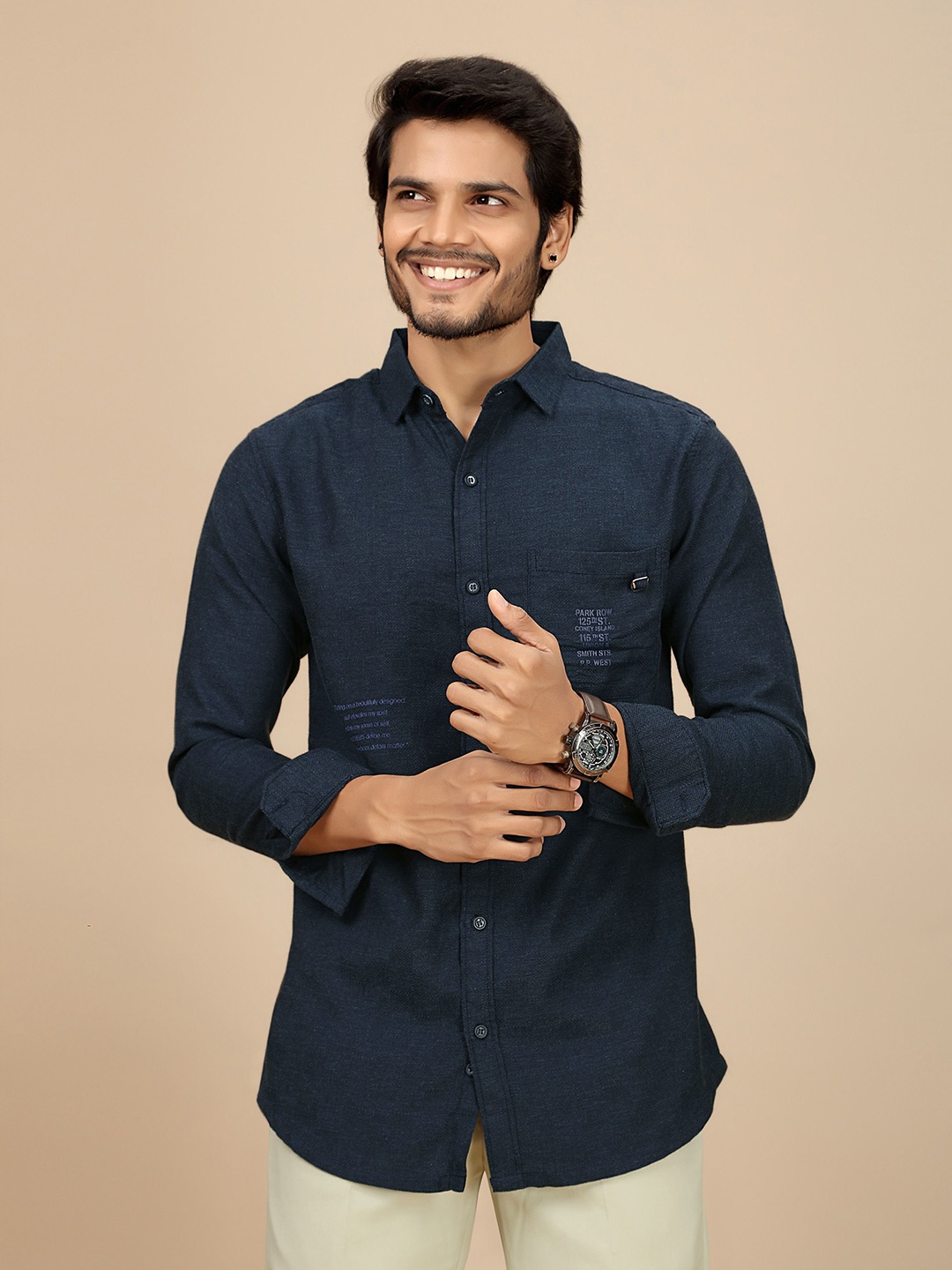 JOSE N POSE Men Premium Tailored Fit Spread Collar Textured Denim Casual Shirt, Navy blue
JOSE N POSE Men Premium Tailored Fit Spread Collar Textured Denim Casual Shirt, Navy blue