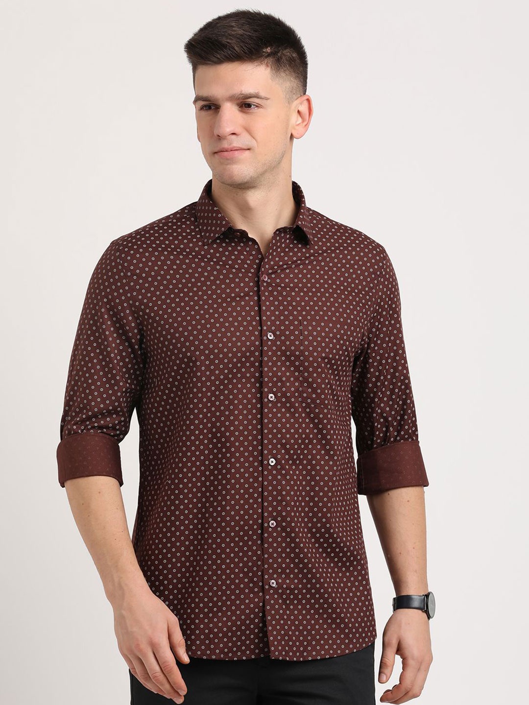 Turtle Men Standard Fit Spread Collar Micro Ditsy Printed Cotton Casual Shirt, Brown
Turtle Men Standard Fit Spread Collar Micro Ditsy Printed Cotton Casual Shirt, Brown