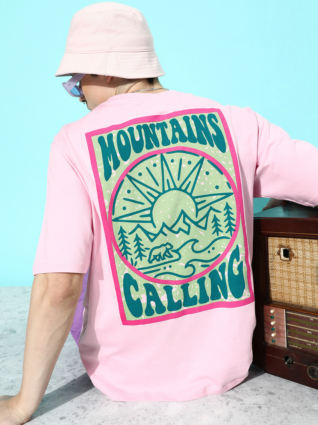 Difference of Opinion Men Pink & Green Typography Printed Pure Cotton Oversized T-shirt
Difference of Opinion Men Pink & Green Typography Printed Pure Cotton Oversized T-shirt