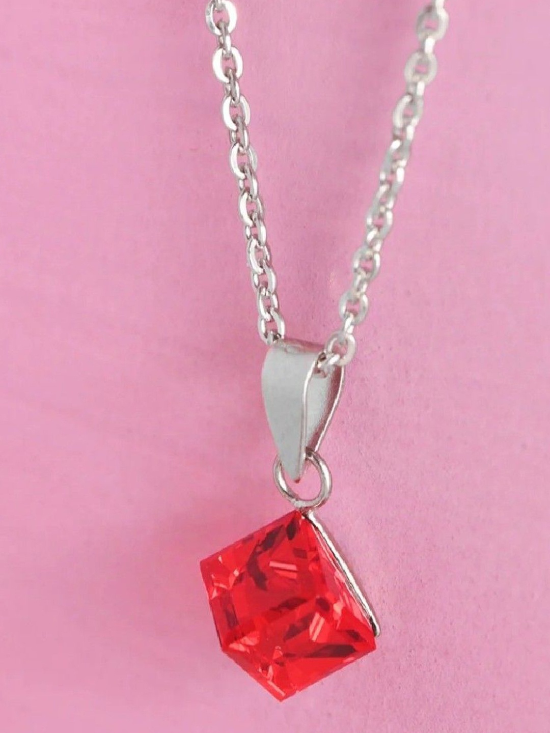 De Flossy Silver 925 Sterling Silver Crystal-Studded Diamond-Shaped Pendant With Chain
De Flossy Silver 925 Sterling Silver Crystal-Studded Diamond-Shaped Pendant With Chain