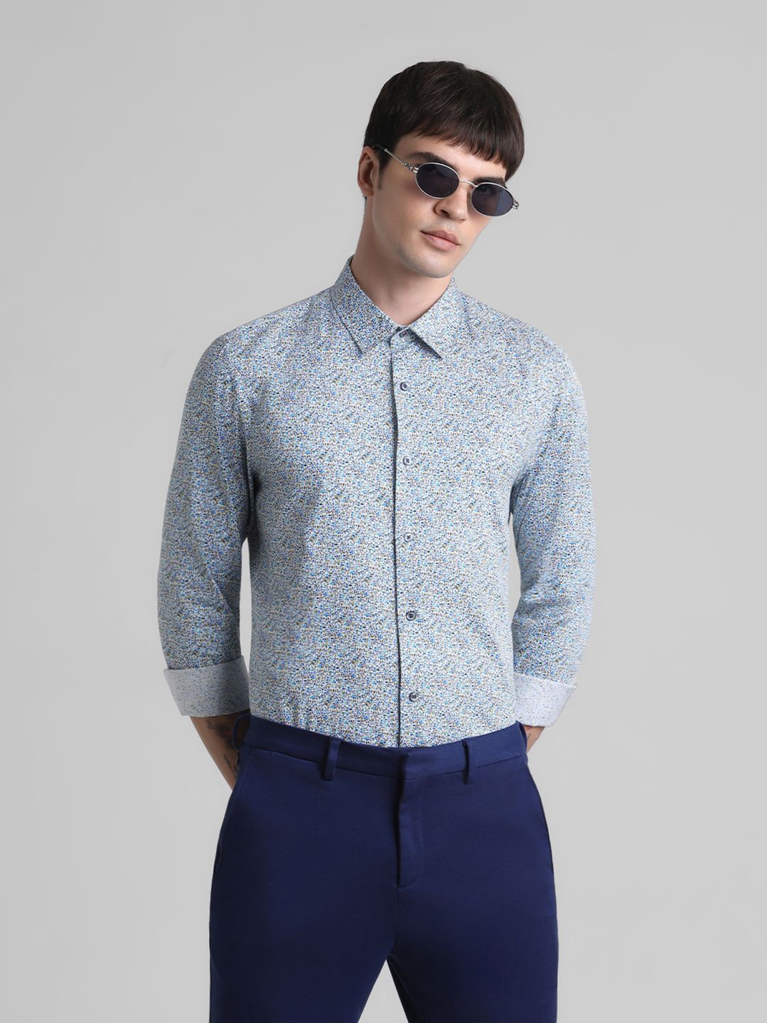 Jack & Jones Men Slim Fit Spread Collar Micro Ditsy Printed Cotton Casual Shirt, White
Jack & Jones Men Slim Fit Spread Collar Micro Ditsy Printed Cotton Casual Shirt, White