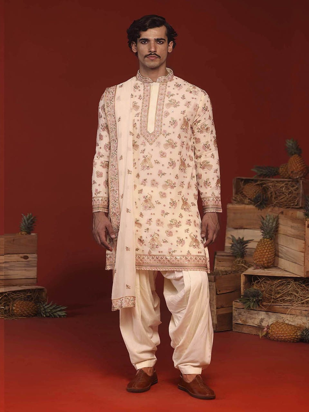 KALPRAAG Vatsal Floral Embroidered Sequinned Mandarin Collar Kurta with Patiala & Dupatta, Cream
KALPRAAG Vatsal Floral Embroidered Sequinned Mandarin Collar Kurta with Patiala & Dupatta, Cream