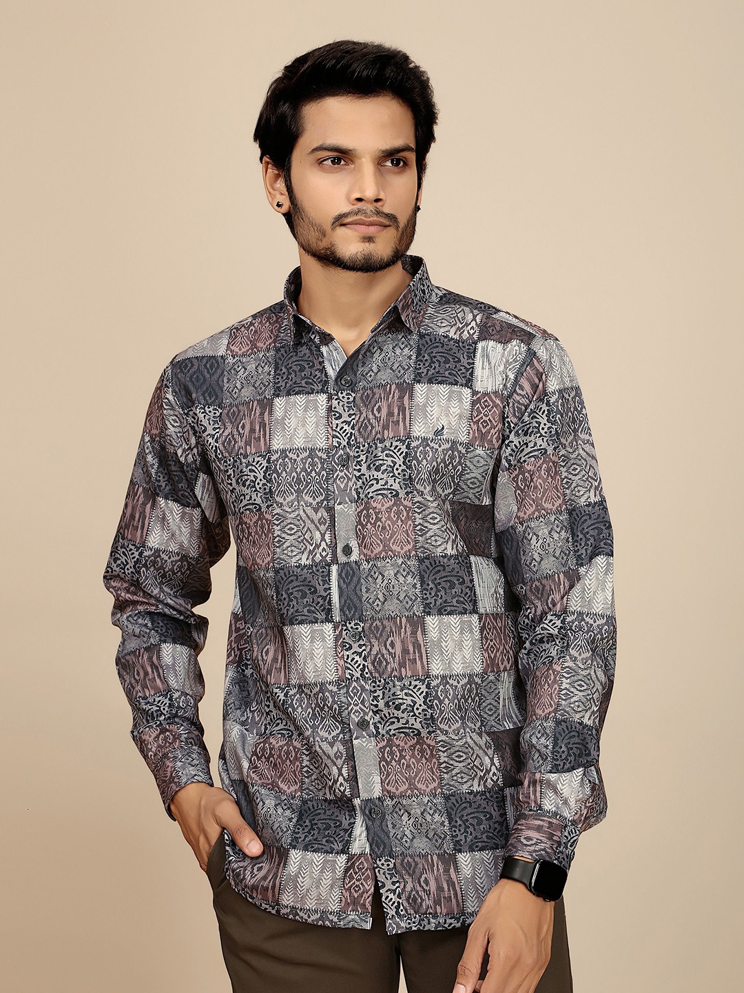 JOSE N POSE Men Premium Tailored Fit Spread Collar Abstract Printed Casual Shirt, Brown
JOSE N POSE Men Premium Tailored Fit Spread Collar Abstract Printed Casual Shirt, Brown