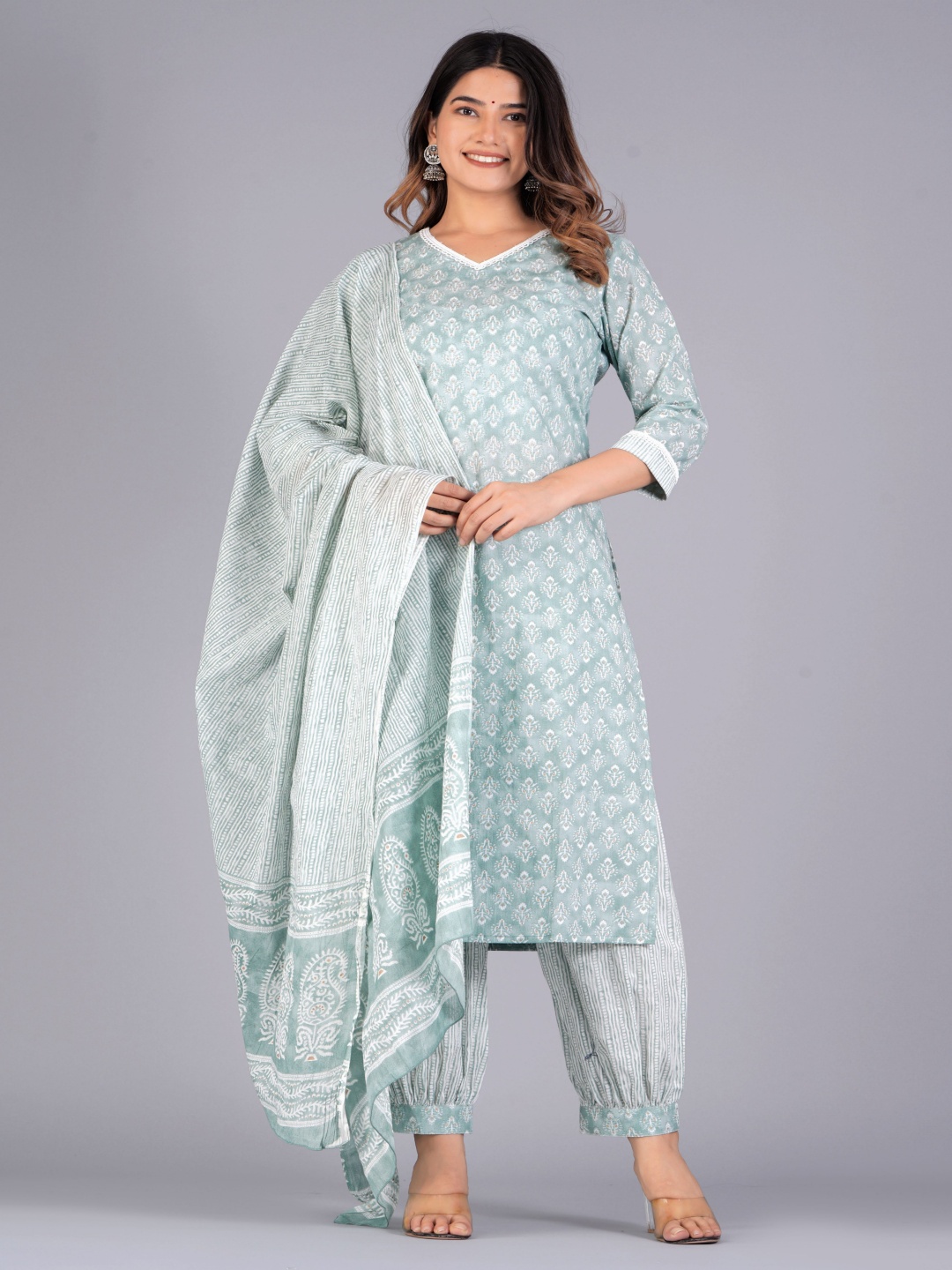 Mishree Collection Floral Printed V-Neck Pure Cotton Straight Kurta With Salwar & Dupatta, Blue
Mishree Collection Floral Printed V-Neck Pure Cotton Straight Kurta With Salwar & Dupatta, Blue