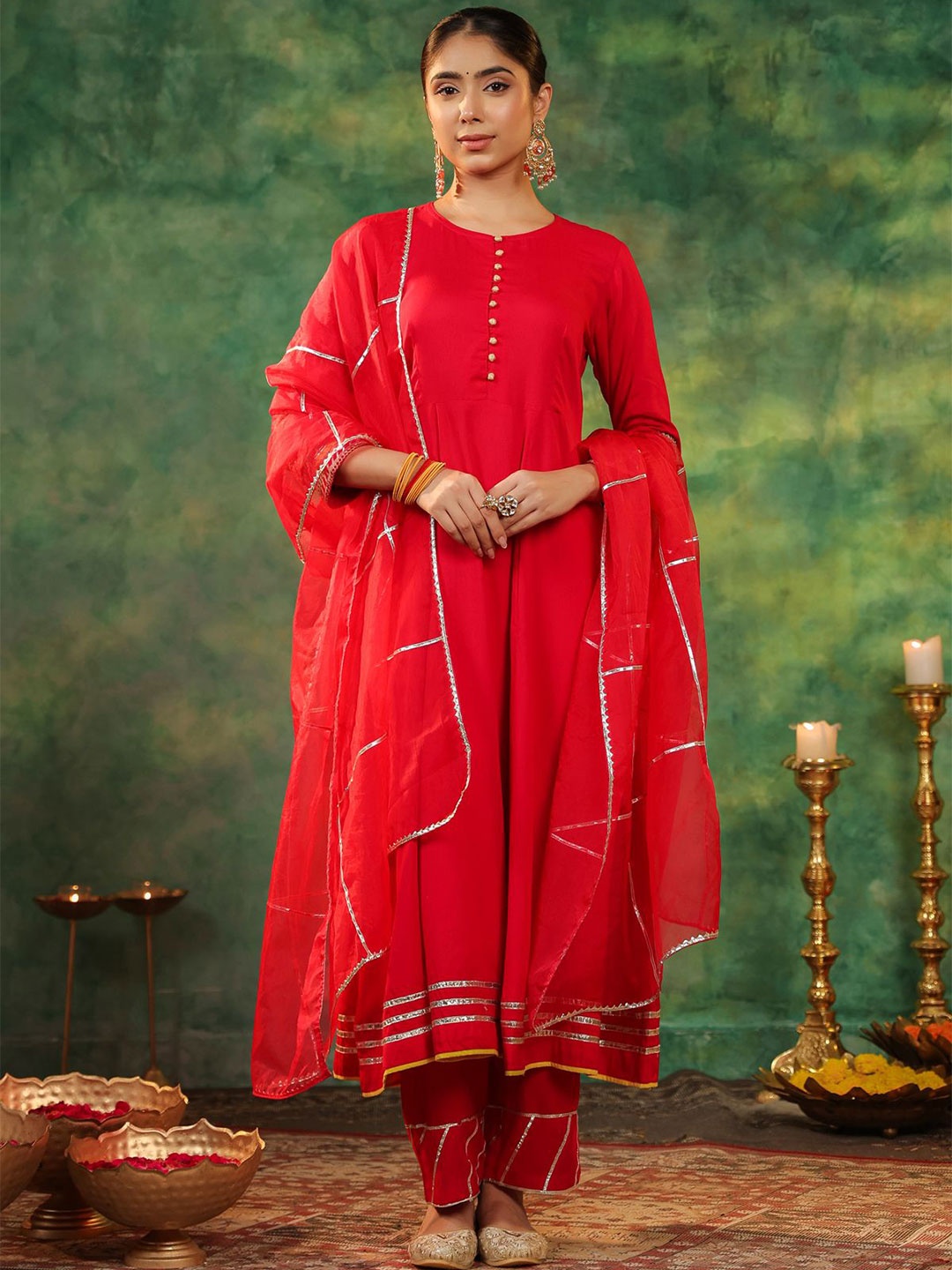 Rain & Rainbow Women Regular Gotta Patti Anarkali Kurta With Trousers & Dupatta, Red
Rain & Rainbow Women Regular Gotta Patti Anarkali Kurta With Trousers & Dupatta, Red