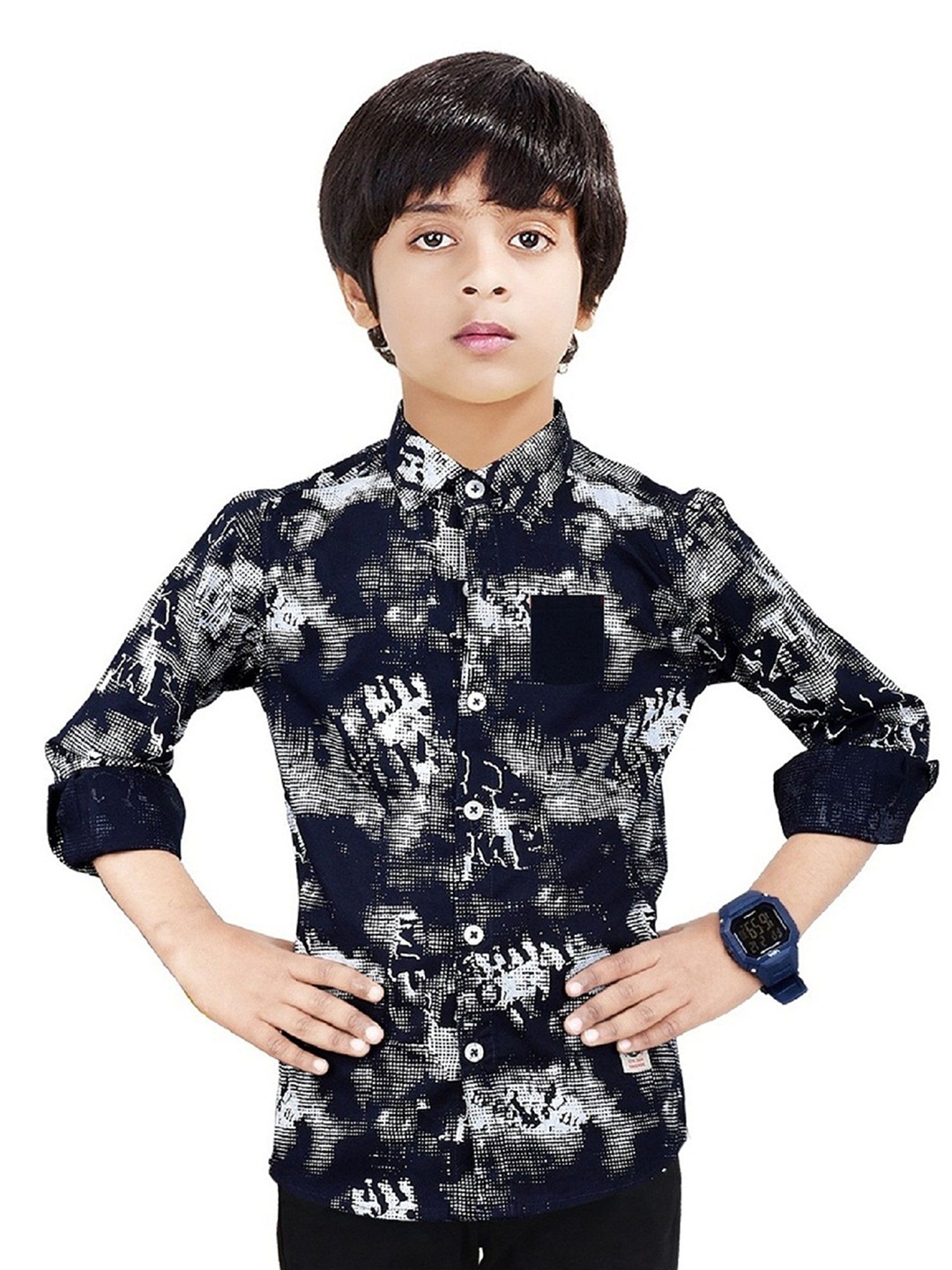 MADE IN THE SHADE Boys Spread Collar Abstract Printed Cotton Casual Shirt, Navy blue
MADE IN THE SHADE Boys Spread Collar Abstract Printed Cotton Casual Shirt, Navy blue