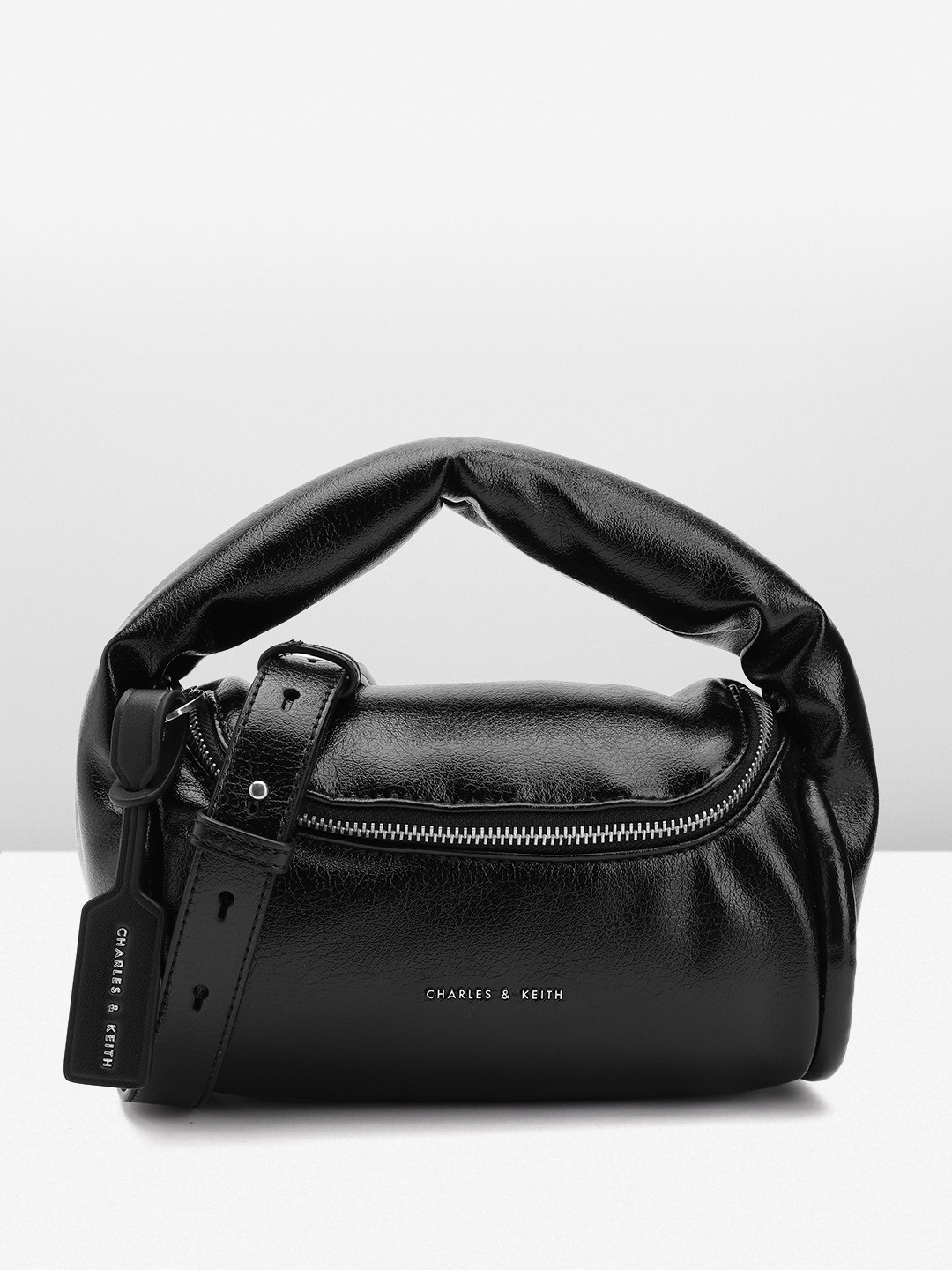 CHARLES & KEITH PU Bowling Handheld Bag, Black
CHARLES & KEITH PU Bowling Handheld Bag, Black