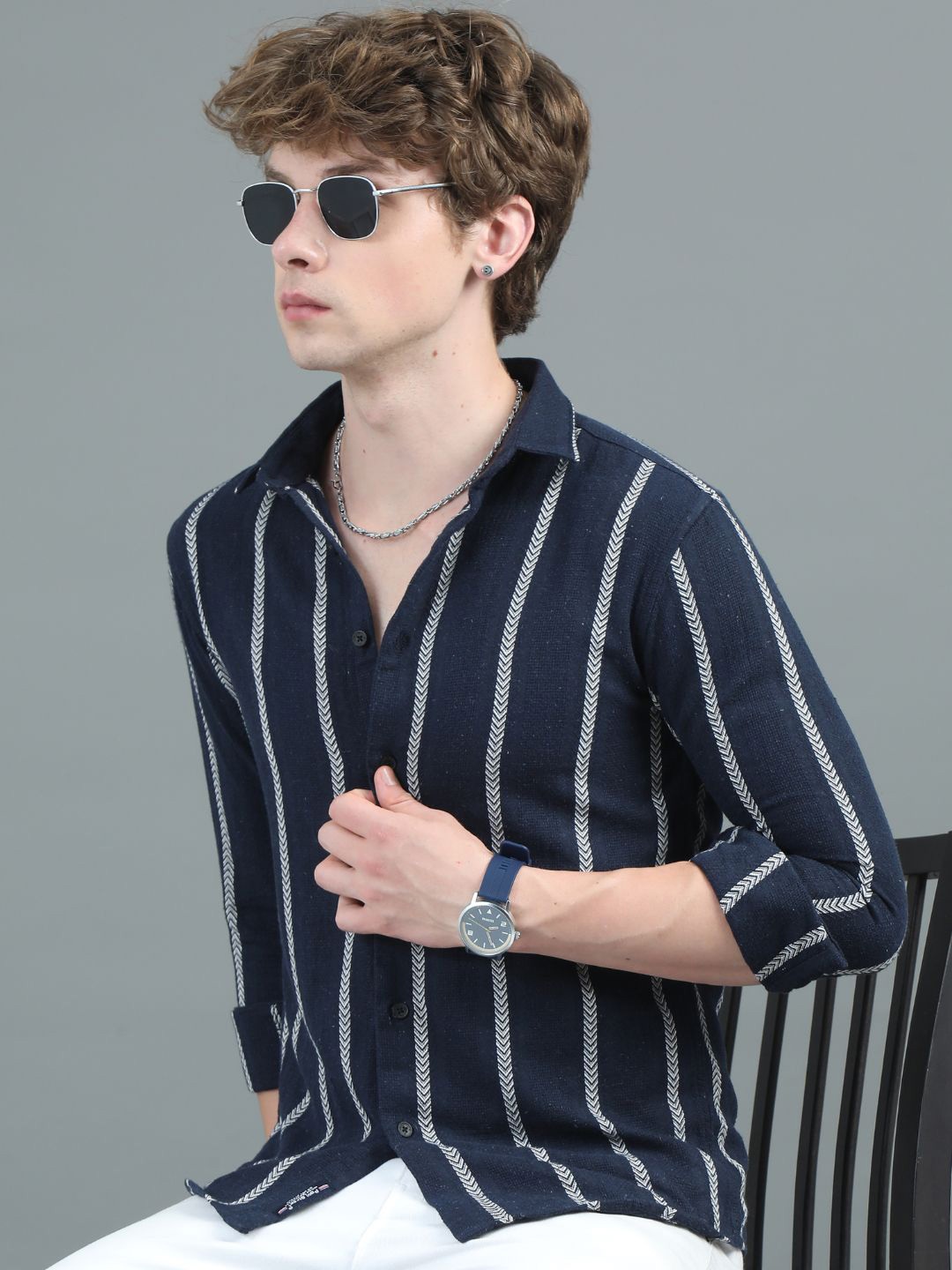 PAUL STREET Men Modern Tailored Fit Opaque Striped Casual Shirt, Navy blue
PAUL STREET Men Modern Tailored Fit Opaque Striped Casual Shirt, Navy blue
