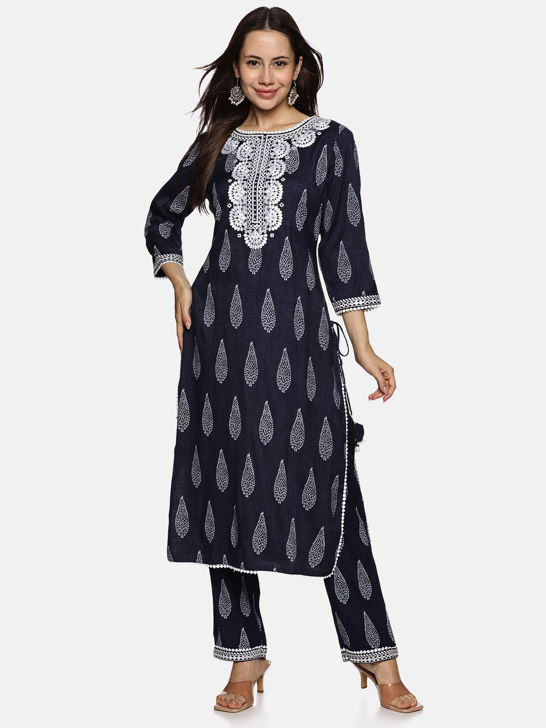 RAJMANDIRFABRICS Women Floral Embroidered Regular Mirror Work Pure Cotton Kurta with Trousers, Navy blue
RAJMANDIRFABRICS Women Floral Embroidered Regular Mirror Work Pure Cotton Kurta with Trousers, Navy blue