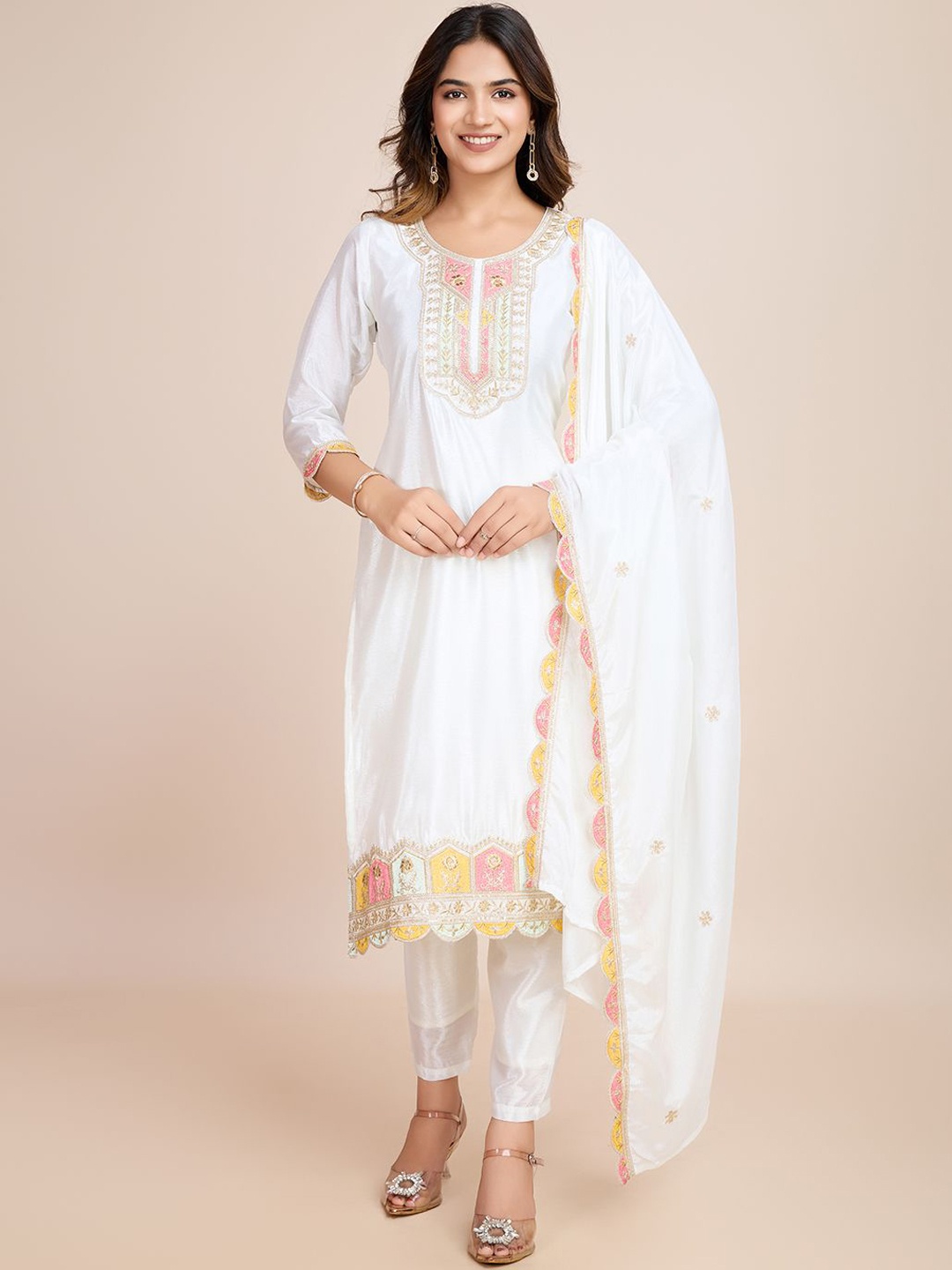 AKSHARAM Women Floral Embroidered Regular Sequinned Kurta with Trousers & With Dupatta, White
AKSHARAM Women Floral Embroidered Regular Sequinned Kurta with Trousers & With Dupatta, White