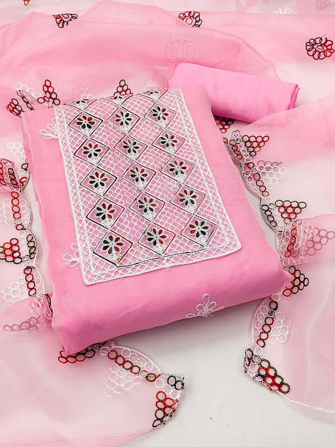 Maroosh Embellished Organza Unstitched Dress Material, Pink
Maroosh Embellished Organza Unstitched Dress Material, Pink