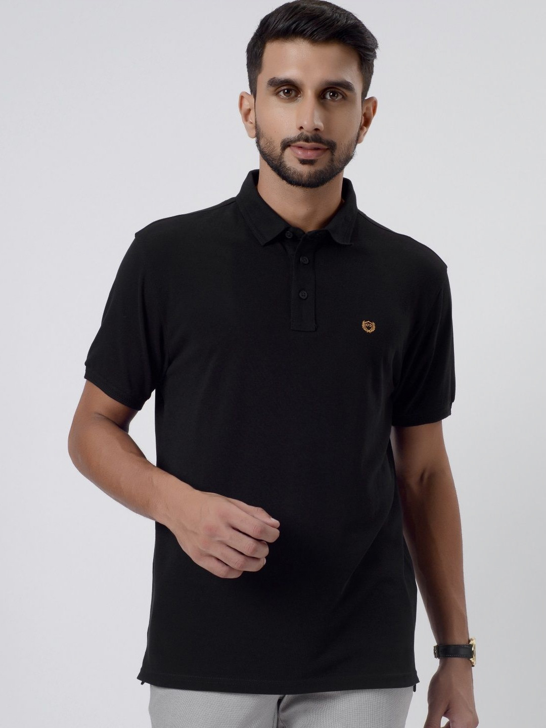 JADE BLUE Men Polo Collar Pockets Slim Fit T-shirt, Black 
JADE BLUE Men Polo Collar Pockets Slim Fit T-shirt, Black