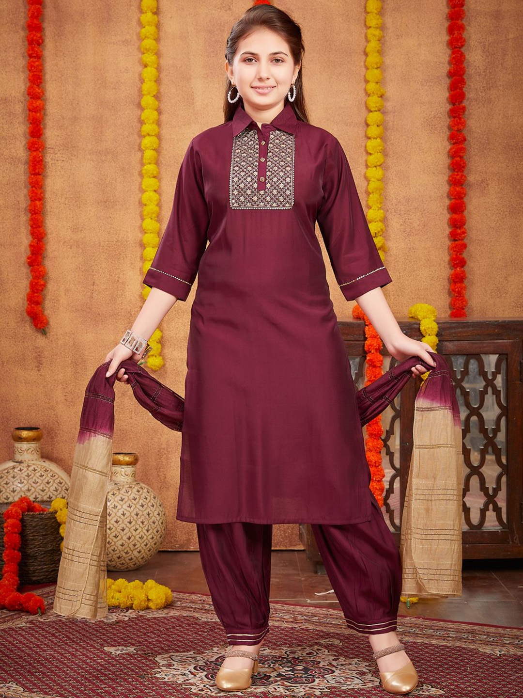 Sangria Girls Embroidered Pure Silk Sequinned Straight Kurta Patiala With Dupatta, Burgundy
Sangria Girls Embroidered Pure Silk Sequinned Straight Kurta Patiala With Dupatta, Burgundy