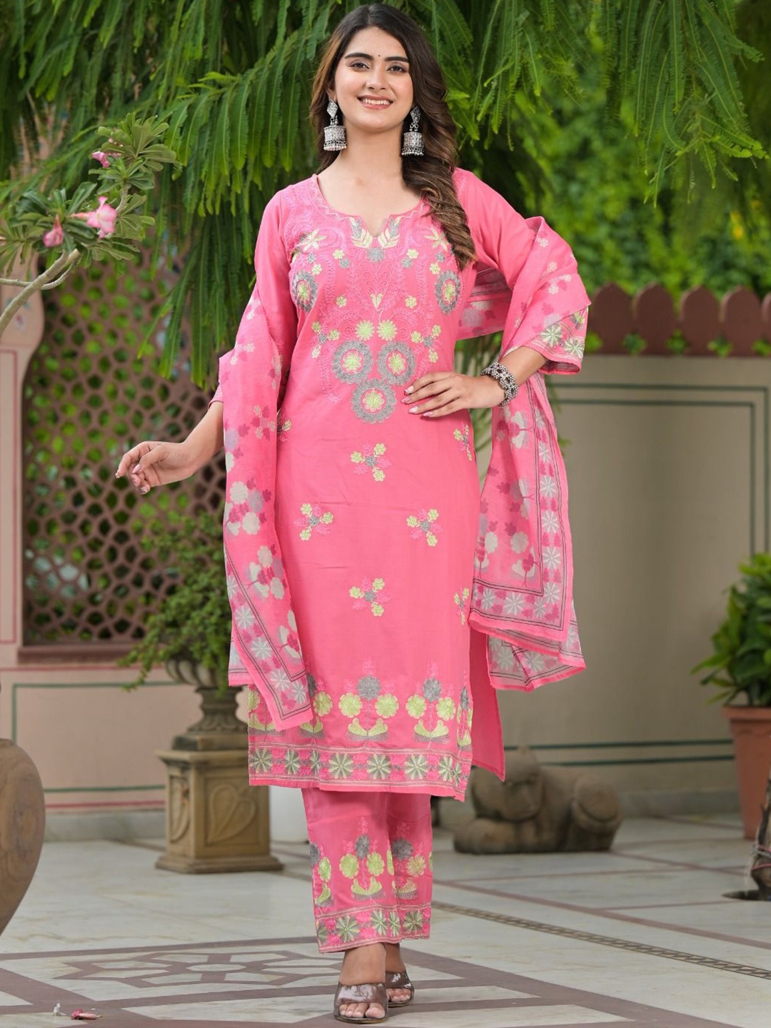 FLAVIA CREATION Floral Embroidered Round Neck Regular Kurta With Trouser With Dupatta, Pink
FLAVIA CREATION Floral Embroidered Round Neck Regular Kurta With Trouser With Dupatta, Pink