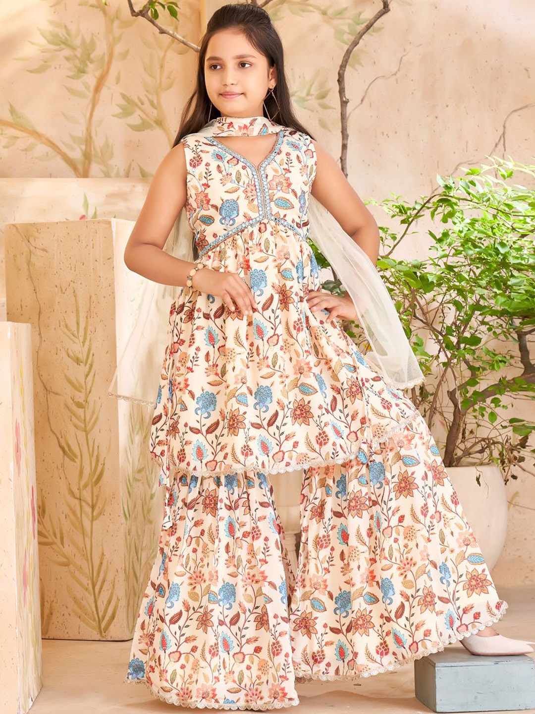 Sangria Girls Floral Printed Mirror Work Pure Silk A-Line Kurta Sharara With Dupatta, Lime green
Sangria Girls Floral Printed Mirror Work Pure Silk A-Line Kurta Sharara With Dupatta, Lime green