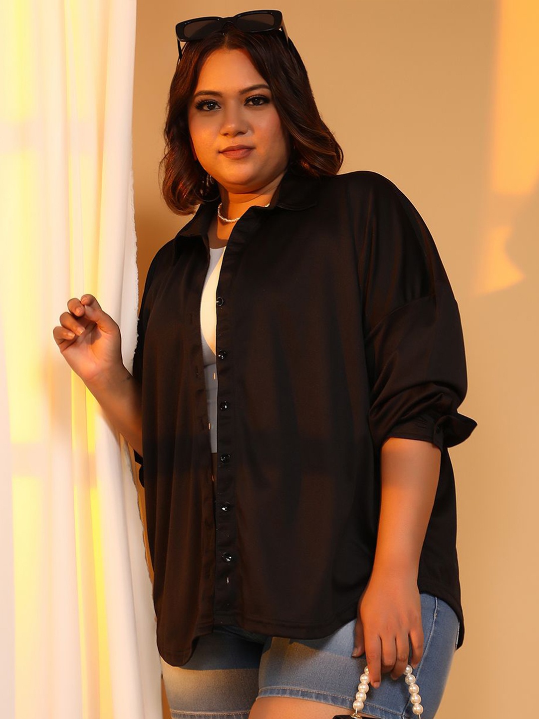 Instafab Plus Size Women Comfort Fit Solid Oversized Pure Cotton Casual Shirt, Black
Instafab Plus Size Women Comfort Fit Solid Oversized Pure Cotton Casual Shirt, Black