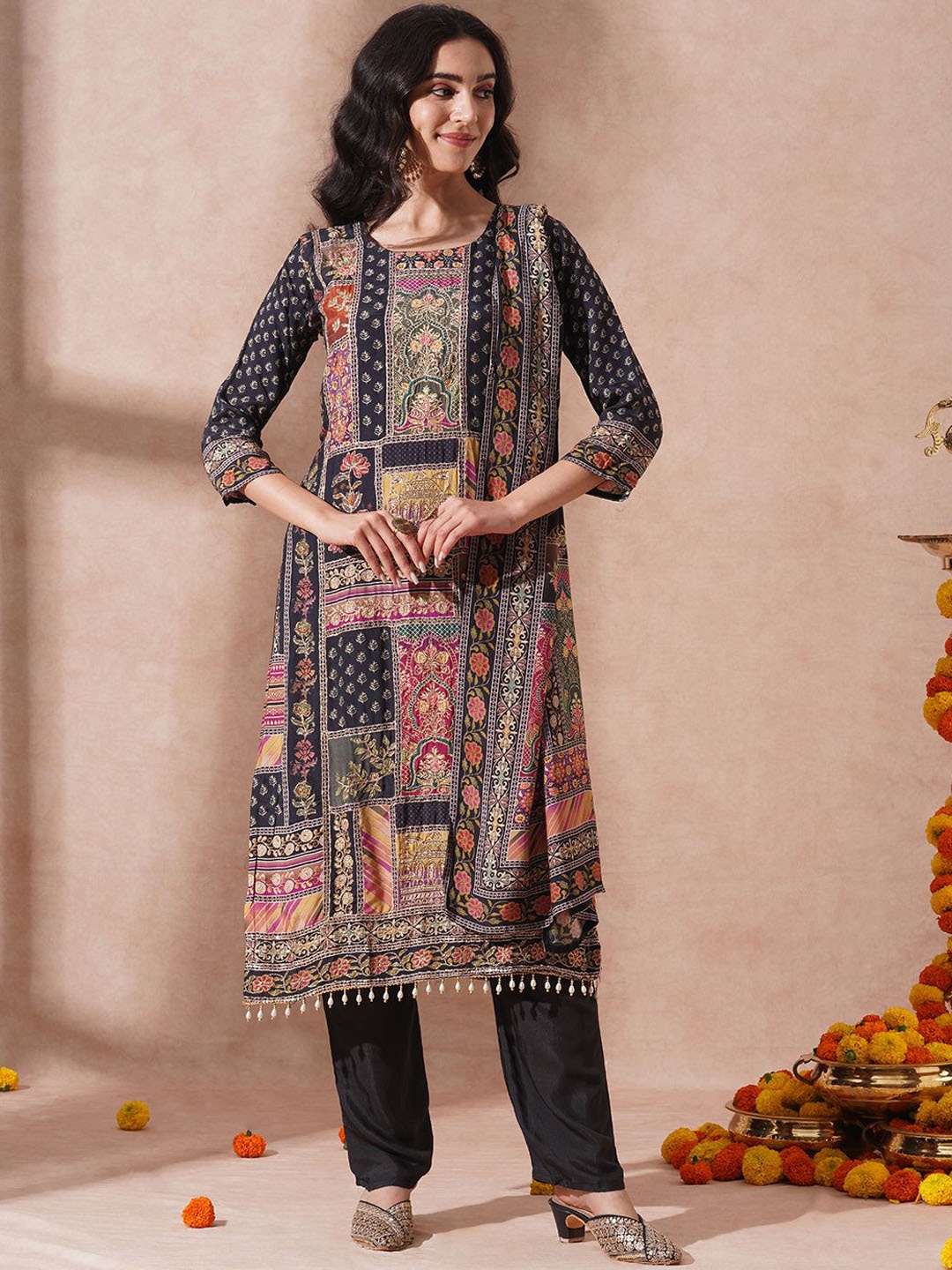 FASHOR Charcoal and Pink Round Neck Ethnic Motifs Printed Kurta with Trouser & Dupatta
FASHOR Charcoal and Pink Round Neck Ethnic Motifs Printed Kurta with Trouser & Dupatta