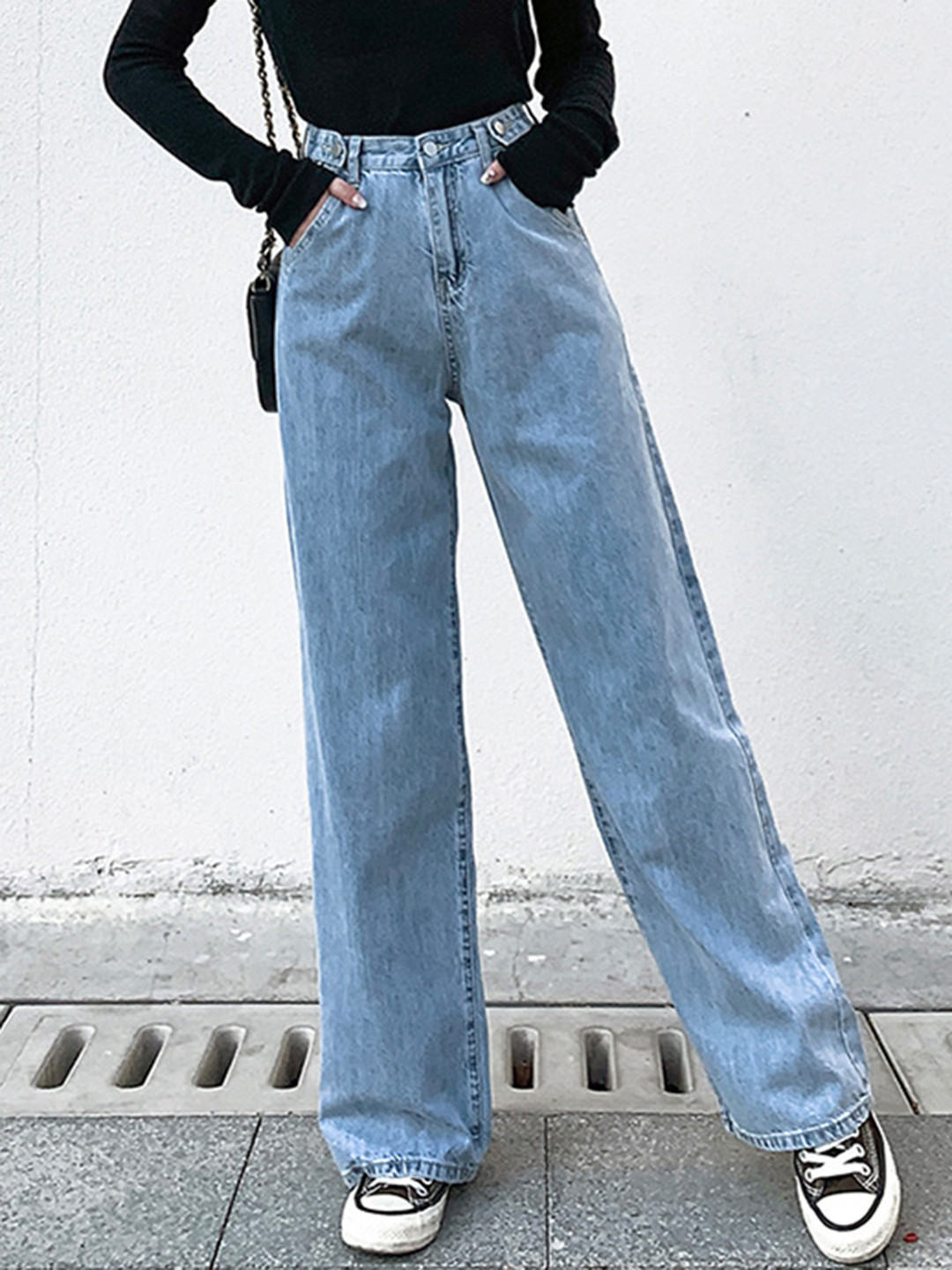 LULU & SKY Women Straight Fit High-Rise Low Distress Jeans, Blue
LULU & SKY Women Straight Fit High-Rise Low Distress Jeans, Blue