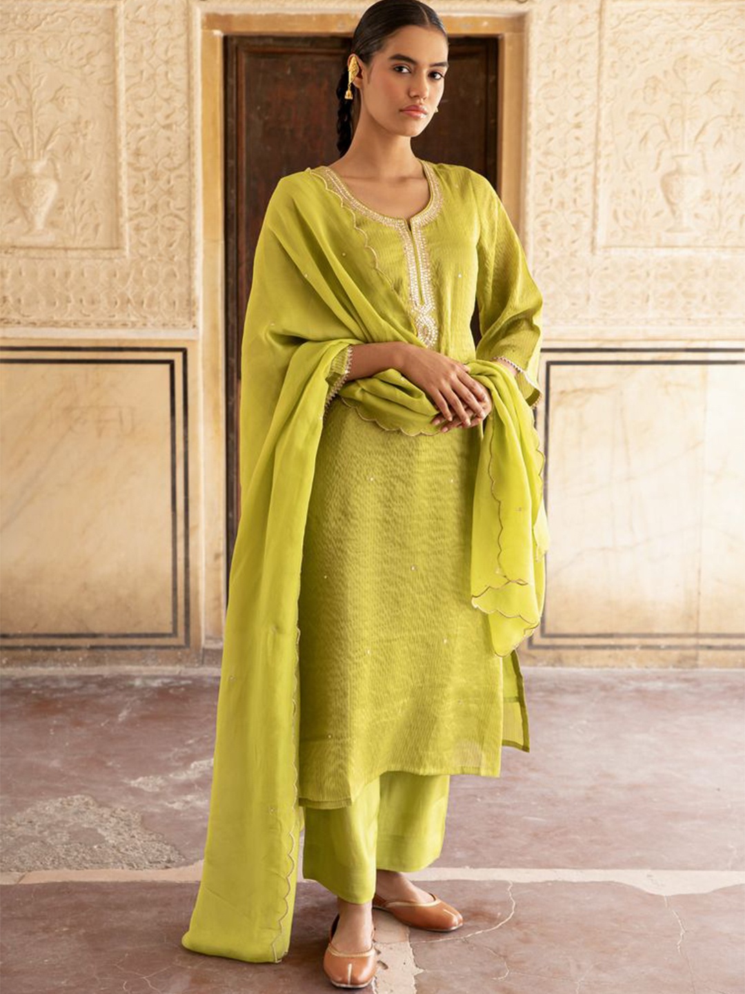 KARAJ JAIPUR Embroidered Gotta Patti Chanderi Cotton Kurta With Trousers & Dupatta, Green
KARAJ JAIPUR Embroidered Gotta Patti Chanderi Cotton Kurta With Trousers & Dupatta, Green