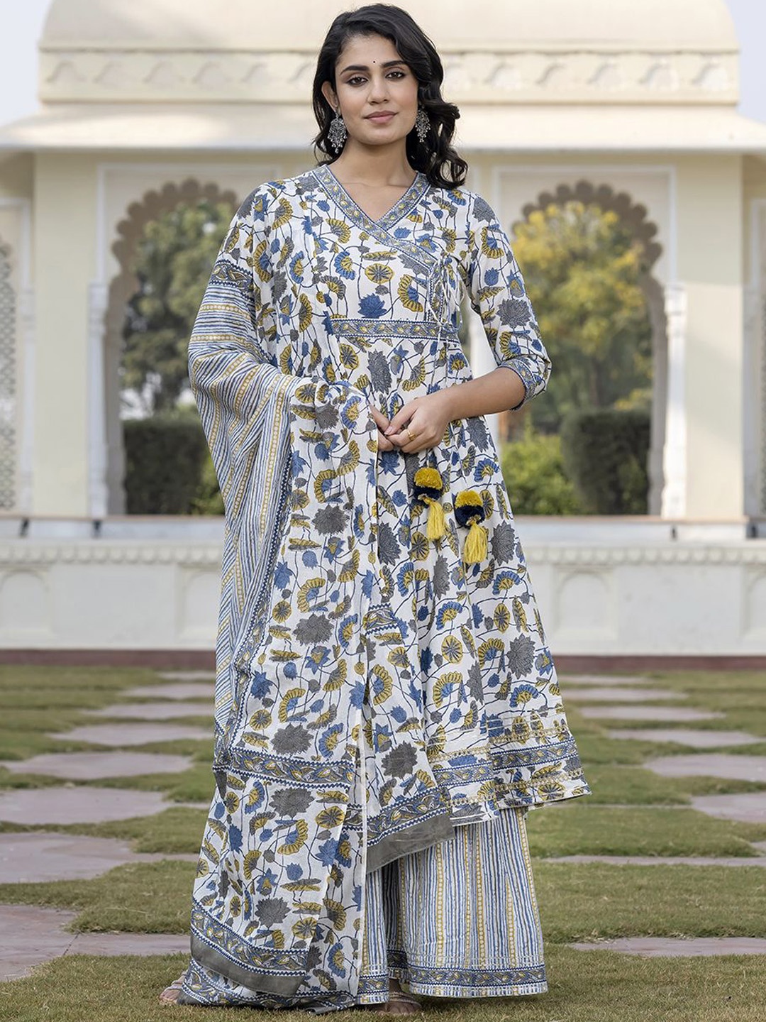 KALINI Floral Printed Angrakha A-Line Pure Cotton Kurta With Palazzos & Dupatta, Blue
KALINI Floral Printed Angrakha A-Line Pure Cotton Kurta With Palazzos & Dupatta, Blue