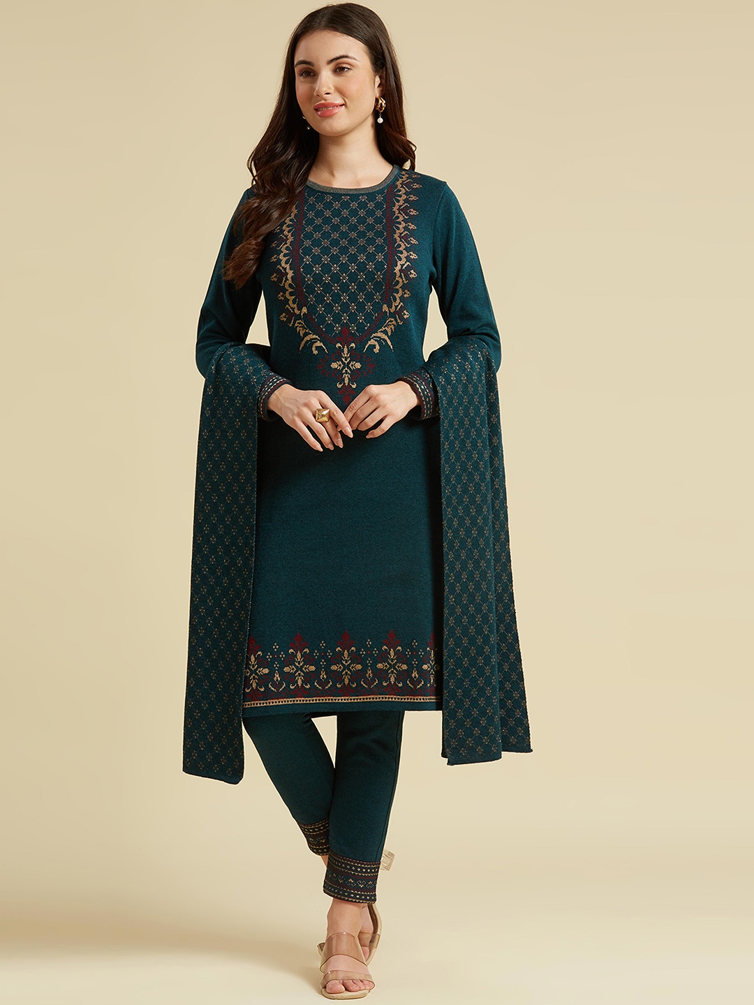 Peachmode Round Neck Floral Woven Design Pure Wool Kurta with Trouser & Dupatta, Teal
Peachmode Round Neck Floral Woven Design Pure Wool Kurta with Trouser & Dupatta, Teal