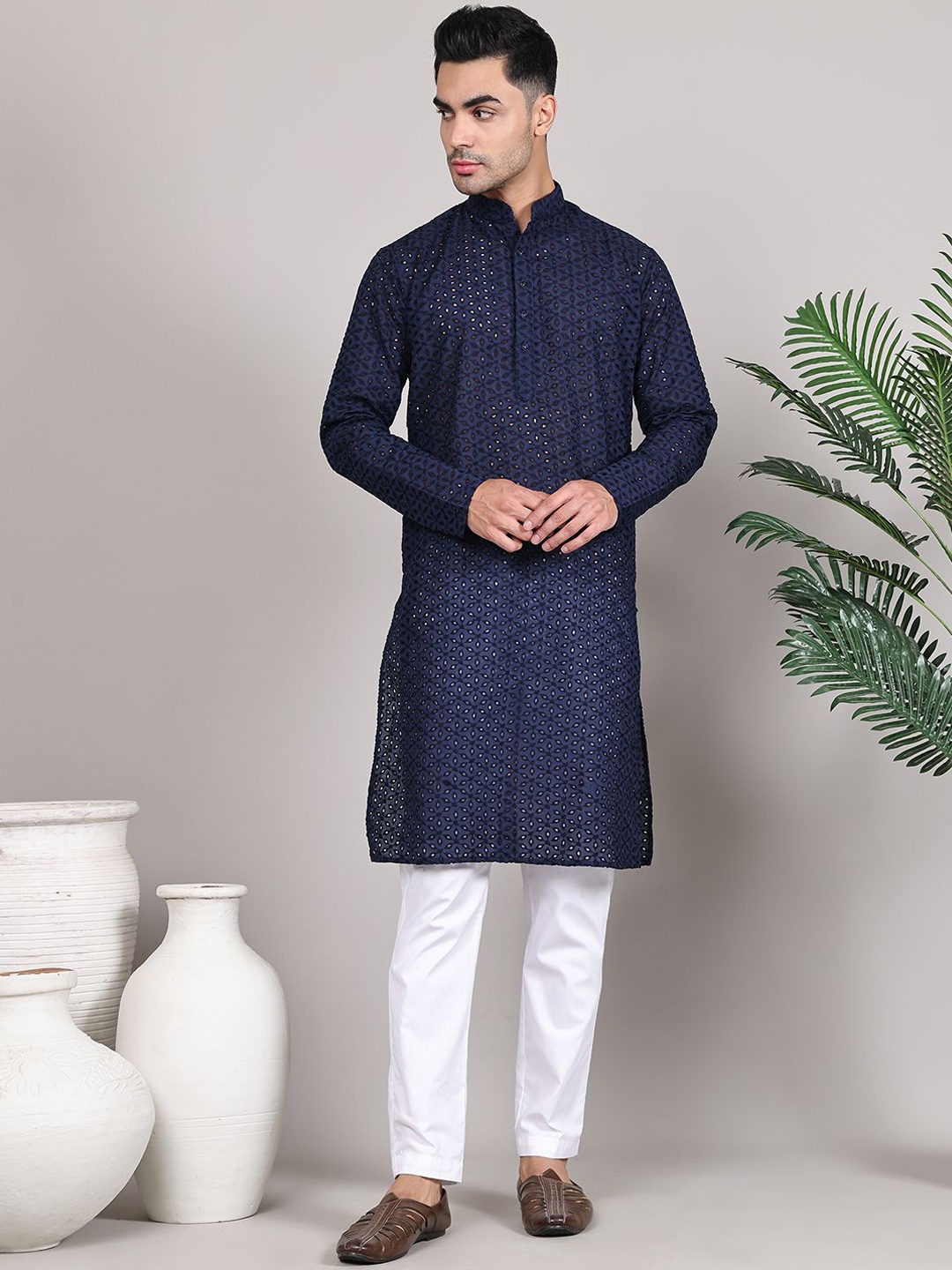 Majestic Man Floral Lucknowi Chikankari Embroidered Mandarin Collar Straight Kurta, Navy blue
Majestic Man Floral Lucknowi Chikankari Embroidered Mandarin Collar Straight Kurta, Navy blue