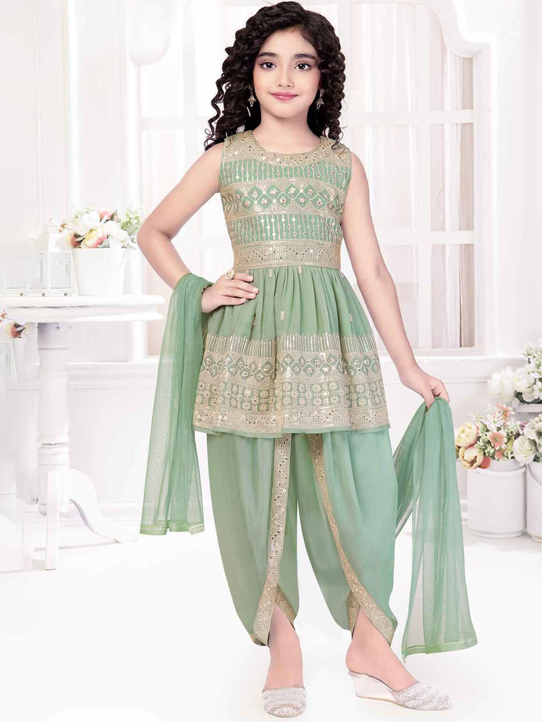 Lagorii Girls Ethnic Motifs Embroidered Mirror Work Kurti With Dhoti Pants & Dupatta, Green
Lagorii Girls Ethnic Motifs Embroidered Mirror Work Kurti With Dhoti Pants & Dupatta, Green