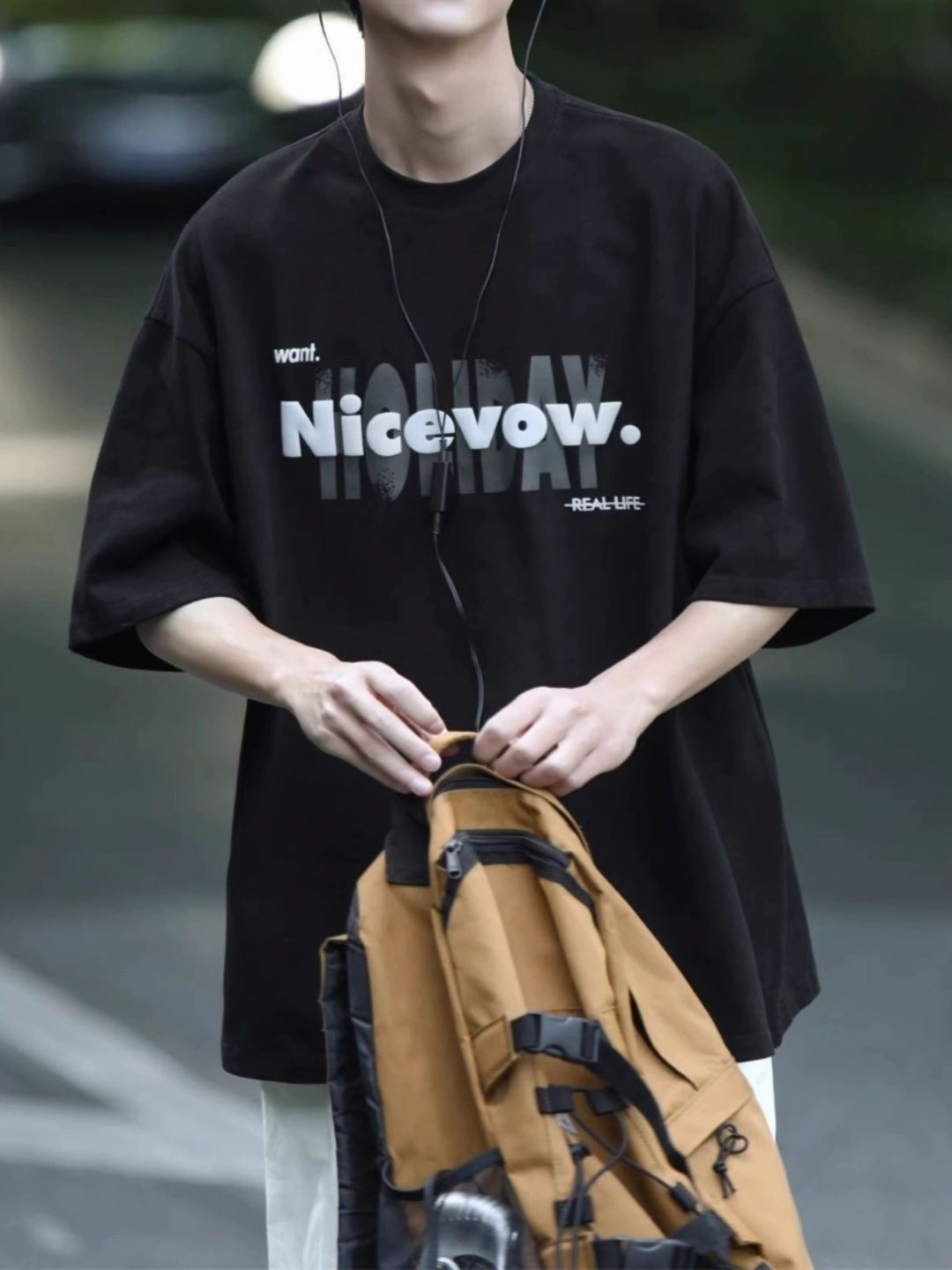 HERE&NOW Men Typography Printed Round Neck Cotton Oversized T-shirt, Black
HERE&NOW Men Typography Printed Round Neck Cotton Oversized T-shirt, Black