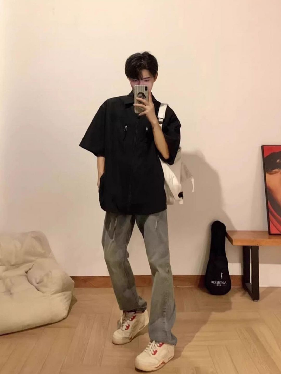 HERE&NOW Men Solid Drop-Shoulder Sleeves Original Oversized Fit Casual Shirt, Black
HERE&NOW Men Solid Drop-Shoulder Sleeves Original Oversized Fit Casual Shirt, Black