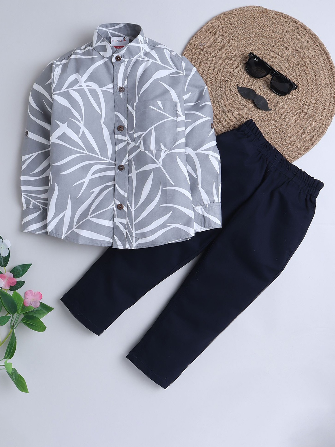 BAATCHEET Boys Floral Printed Spread Collar Pure Cotton Casual Shirt With Trousers, Grey
BAATCHEET Boys Floral Printed Spread Collar Pure Cotton Casual Shirt With Trousers, Grey