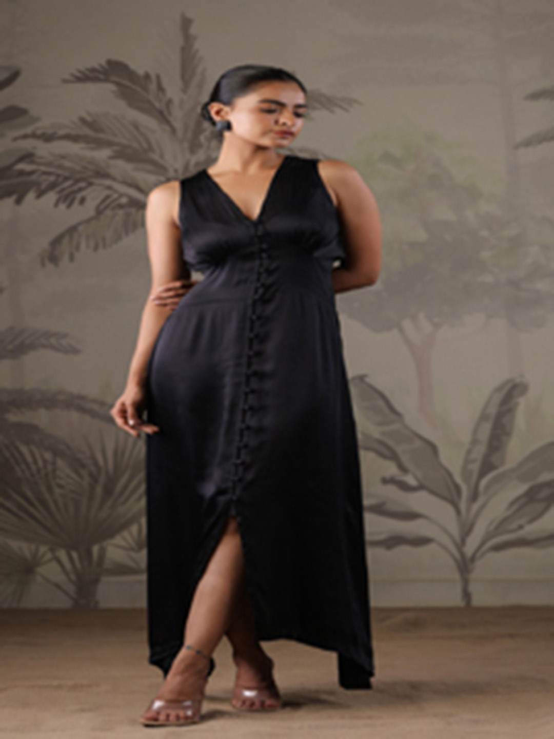 Geroo Luxe Women Satin Maxi Dress, Black
Geroo Luxe Women Satin Maxi Dress, Black