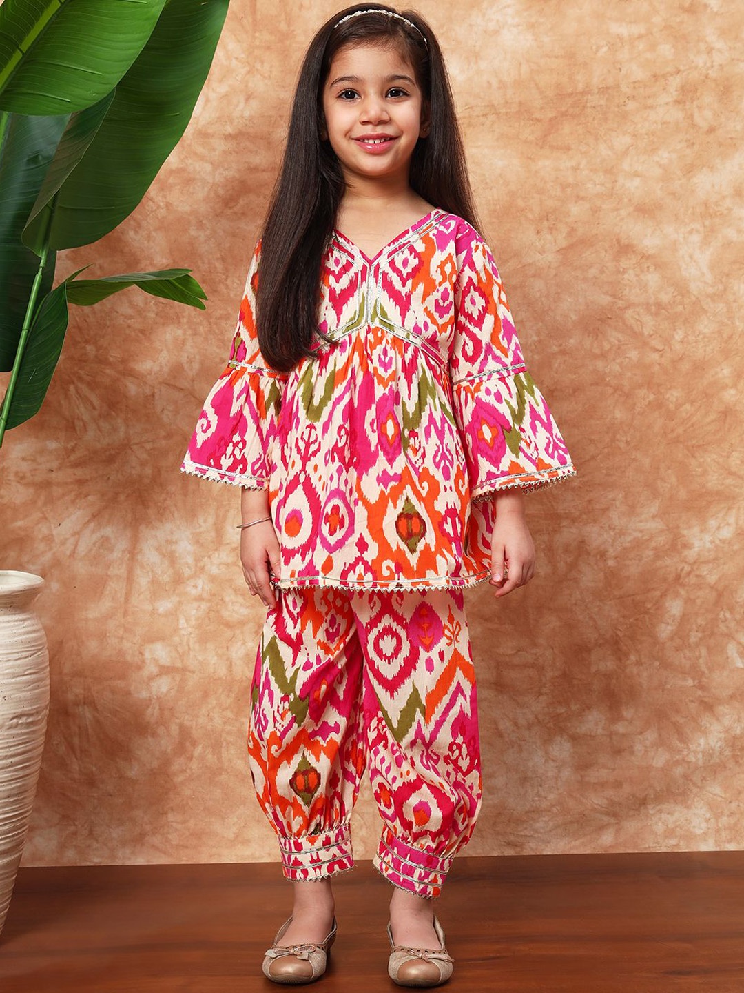 Readiprint Girls Printed Empire Gotta Patti Pure Cotton Anarkali Kurti With Dhoti, White
Readiprint Girls Printed Empire Gotta Patti Pure Cotton Anarkali Kurti With Dhoti, White