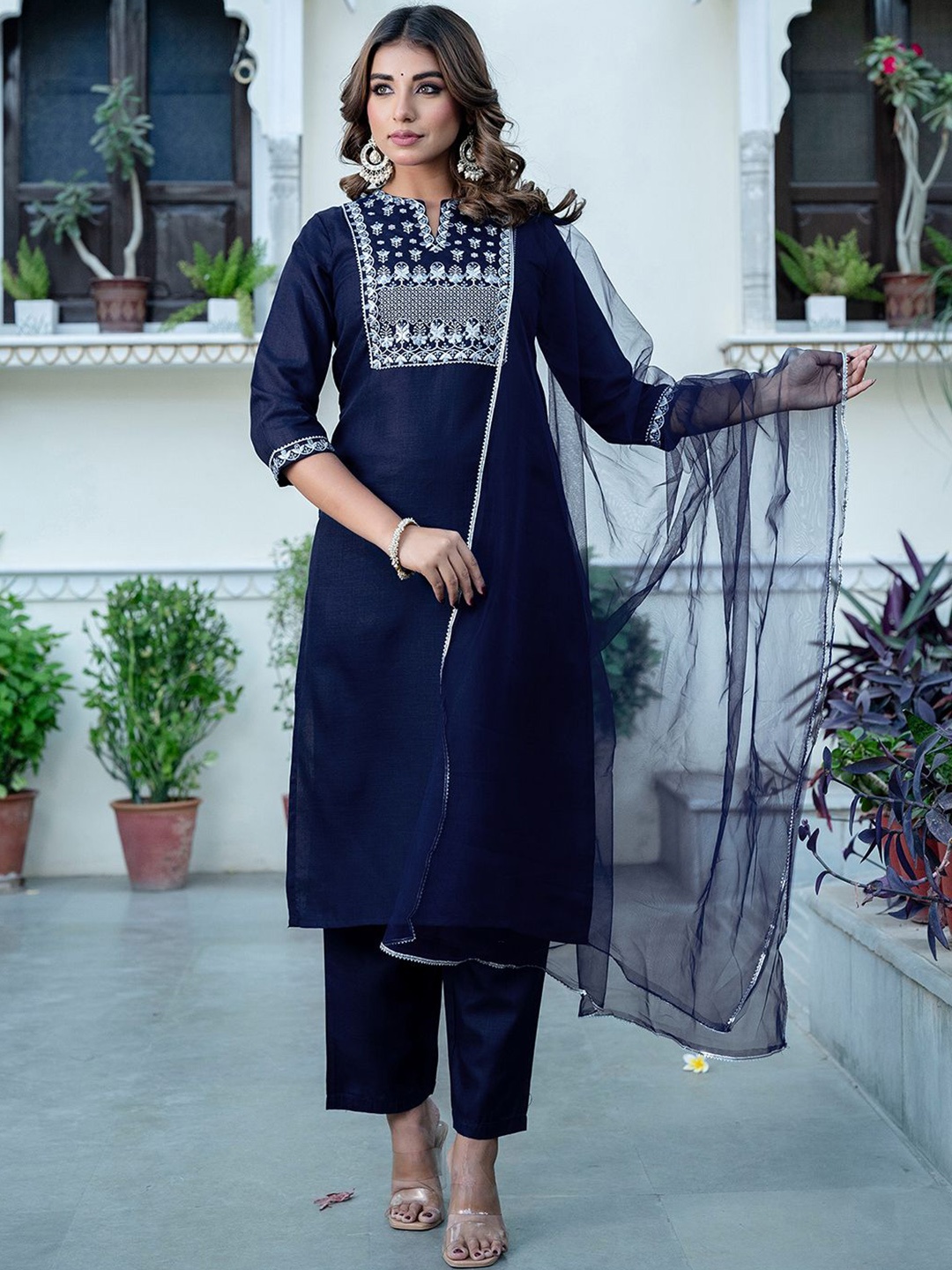 KALINI Floral Embroidered Notch Neck Straight Kurta With Trousers & Dupatta, Navy blue
KALINI Floral Embroidered Notch Neck Straight Kurta With Trousers & Dupatta, Navy blue