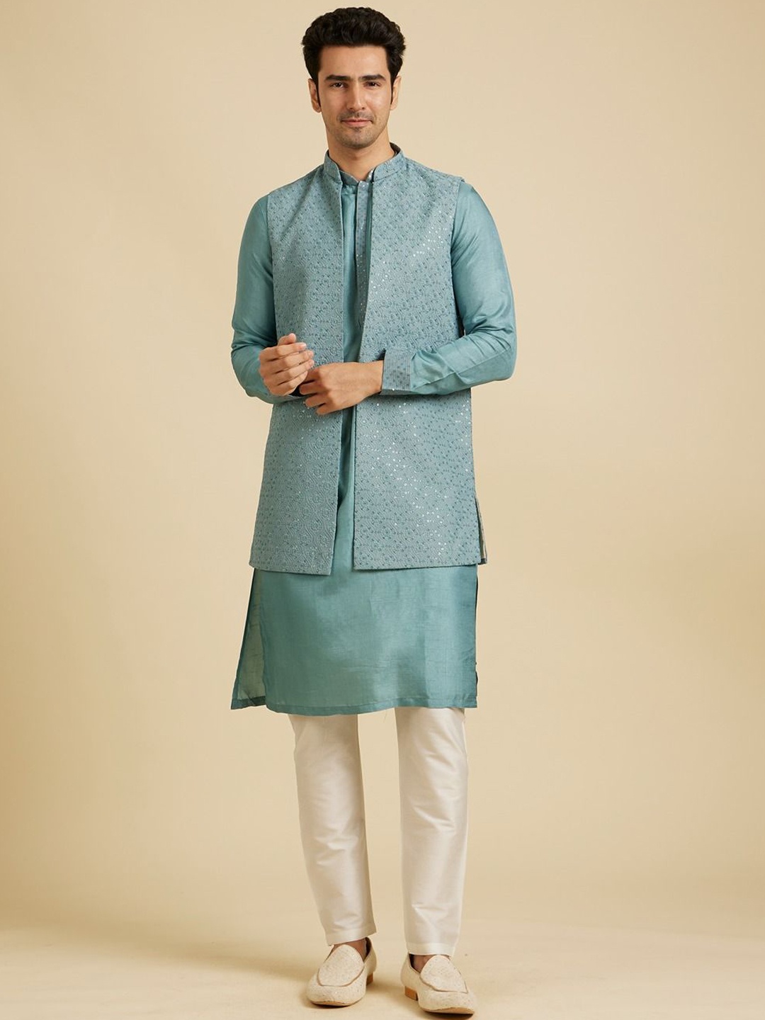Manyavar Mandarin Collar Sequinned Straight Kurta Pyjama and Nehru Jacket, Blue
Manyavar Mandarin Collar Sequinned Straight Kurta Pyjama and Nehru Jacket, Blue