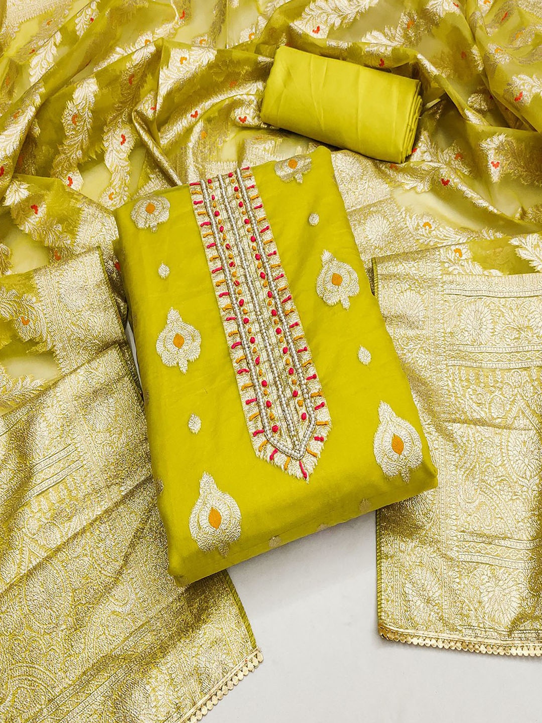 Lilots Ethnic Motifs Woven Design Beads & Stones Organza Unstitched Dress Material, Lime green
Lilots Ethnic Motifs Woven Design Beads & Stones Organza Unstitched Dress Material, Lime green