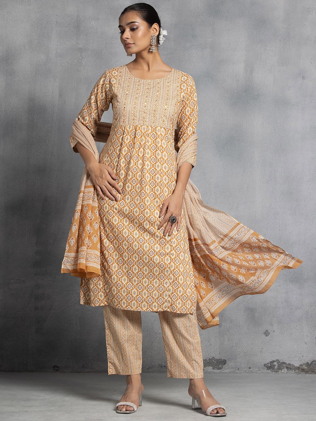 Rang by Indya Ethnic Motifs Printed Pure Cotton Kurta with Trousers & Dupatta, Yellow
Rang by Indya Ethnic Motifs Printed Pure Cotton Kurta with Trousers & Dupatta, Yellow