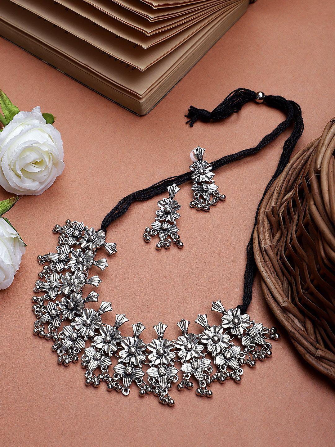 CARDINAL Silver-Plated Stone- Studded Jewellery Set
CARDINAL Silver-Plated Stone- Studded Jewellery Set