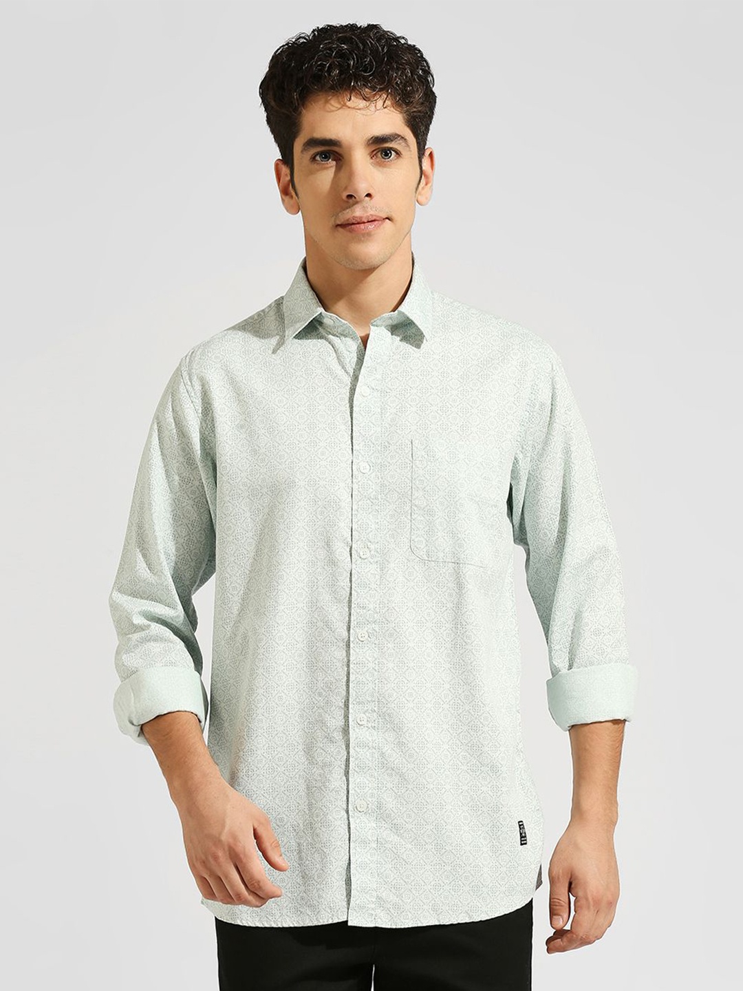 Klub Fox Men Spread Collar Abstract Printed Cotton Slim Fit Casual Shirt, White
Klub Fox Men Spread Collar Abstract Printed Cotton Slim Fit Casual Shirt, White