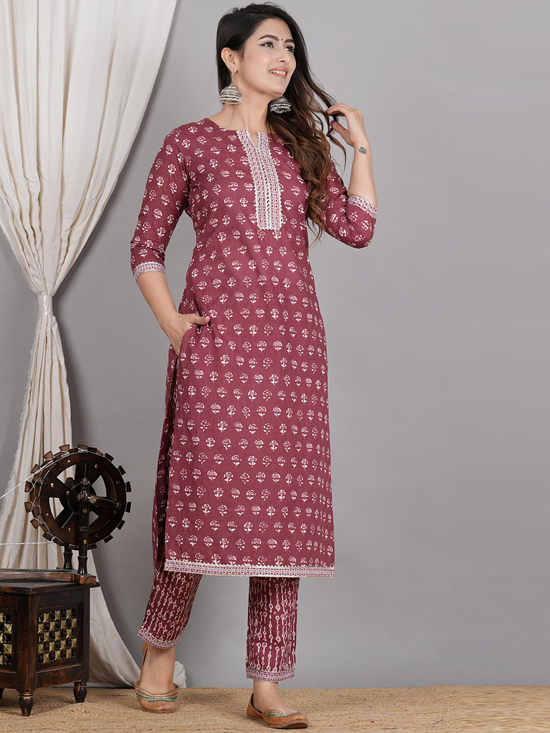 ZOYOTO Ethnic Motifs Printed Gotta Patti Notched Round Neck Pure Cotton Kurta with Trouser, Maroon 
ZOYOTO Ethnic Motifs Printed Gotta Patti Notched Round Neck Pure Cotton Kurta with Trouser, Maroon
