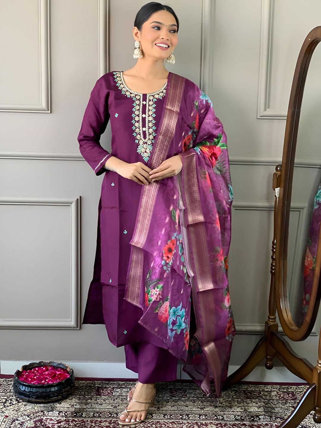 NIZA FASHION Women Ethnic Motifs Embroidered Regular Thread Work Chanderi Silk Kurta with Trousers & With, Purple
NIZA FASHION Women Ethnic Motifs Embroidered Regular Thread Work Chanderi Silk Kurta with Trousers & With, Purple