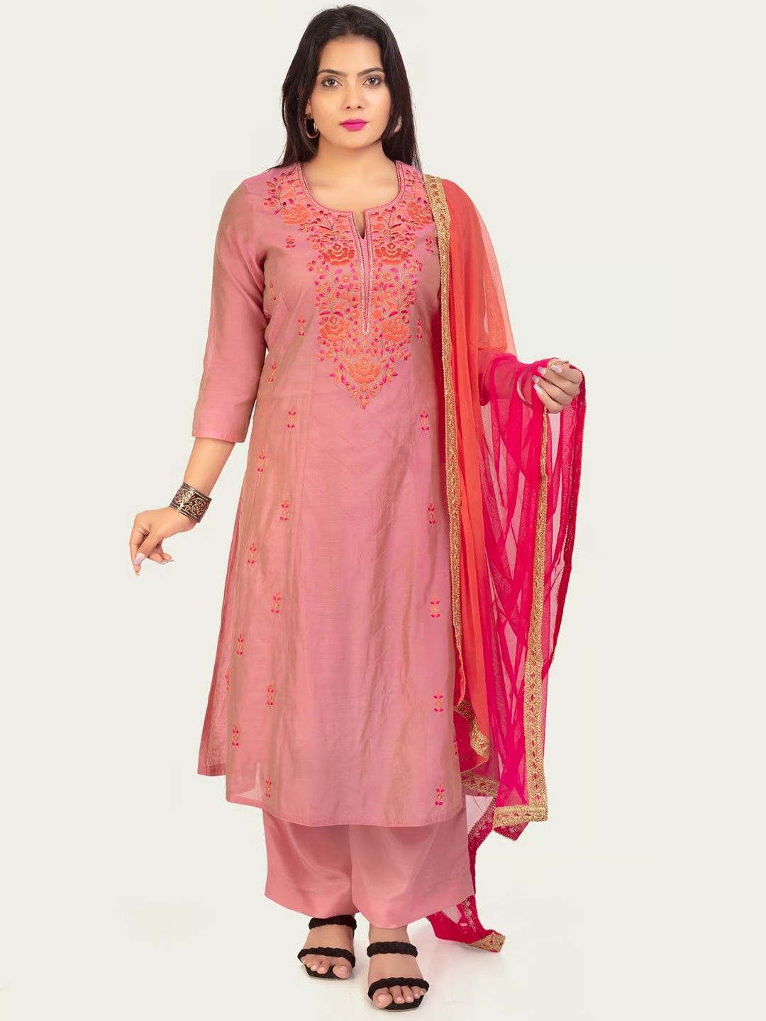 COTTON CULTURE Floral Embroidered Chanderi Cotton A-Line Kurta With Palazzos & Dupatta, Pink
COTTON CULTURE Floral Embroidered Chanderi Cotton A-Line Kurta With Palazzos & Dupatta, Pink