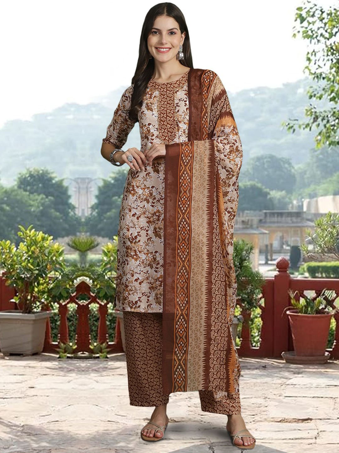 7Threads Floral Printed Pure Cotton Straight Kurta with Trousers & Dupatta, Beige
7Threads Floral Printed Pure Cotton Straight Kurta with Trousers & Dupatta, Beige