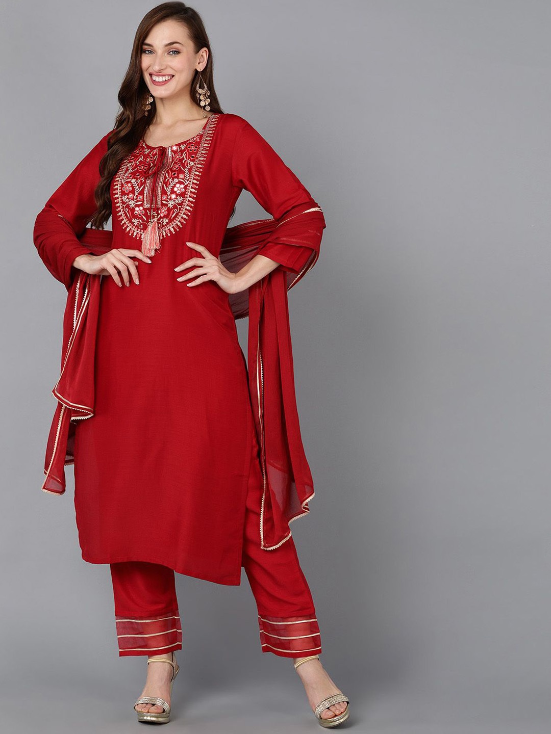 Anouk Red Floral Yoke Design Embroidered Mirror Work Regular Kurta with Trousers & Dupatta
Anouk Red Floral Yoke Design Embroidered Mirror Work Regular Kurta with Trousers & Dupatta