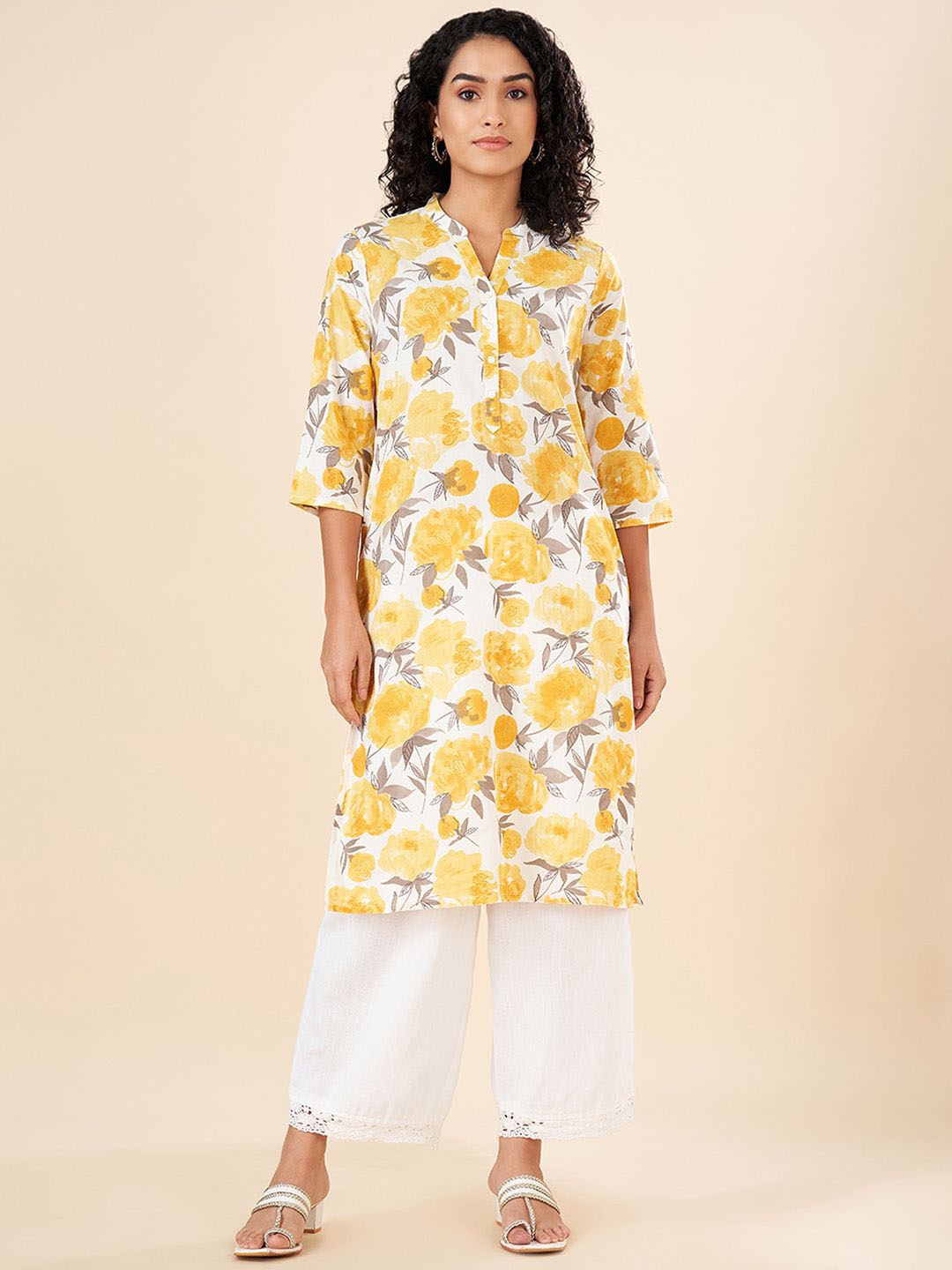 RANGMANCH BY PANTALOONS Floral Printed Mandarin Collar Straight Pure Cotton Kurta, Off white
RANGMANCH BY PANTALOONS Floral Printed Mandarin Collar Straight Pure Cotton Kurta, Off white