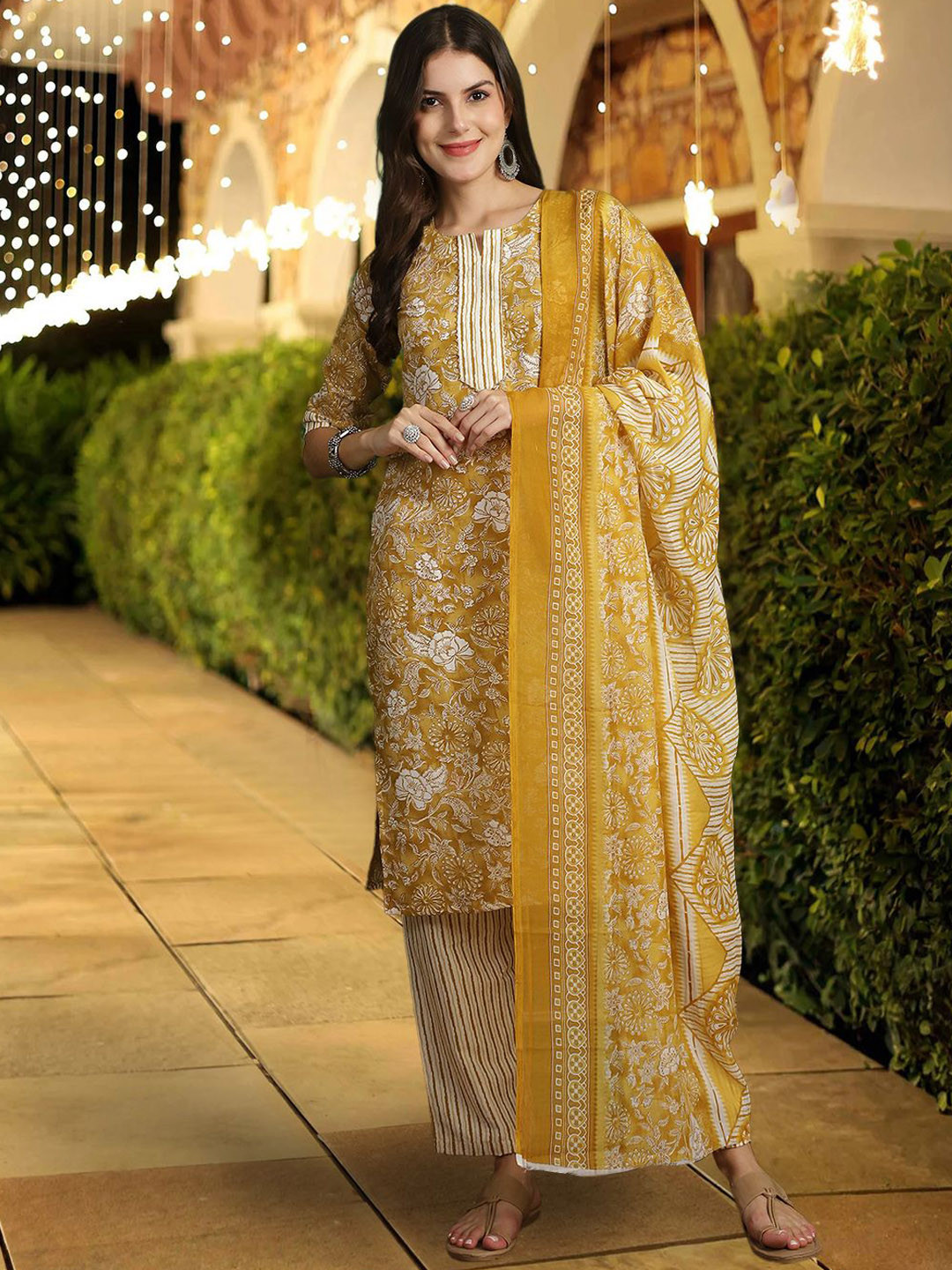 1 Stop Fashion Floral Printed Regular Pure Cotton Straight Kurta With Trousers & Dupatta, Mustard
1 Stop Fashion Floral Printed Regular Pure Cotton Straight Kurta With Trousers & Dupatta, Mustard
