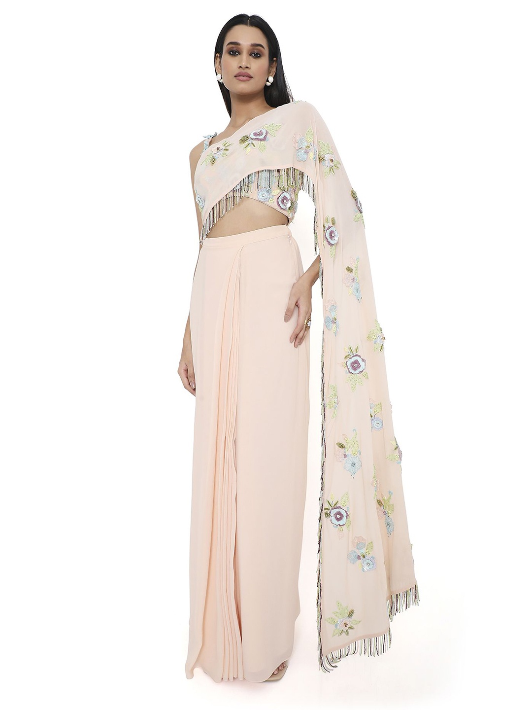 Payal Singhal Embroidered Ready to Wear Choli With Attached Pallu And Pre-Stitched Skirt, Peach
Payal Singhal Embroidered Ready to Wear Choli With Attached Pallu And Pre-Stitched Skirt, Peach