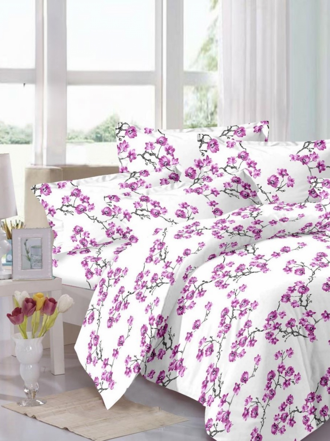 Signature White & Purple 4 Pieces Floral Printed Pure Cotton Double Queen Fine Bedding Set
Signature White & Purple 4 Pieces Floral Printed Pure Cotton Double Queen Fine Bedding Set